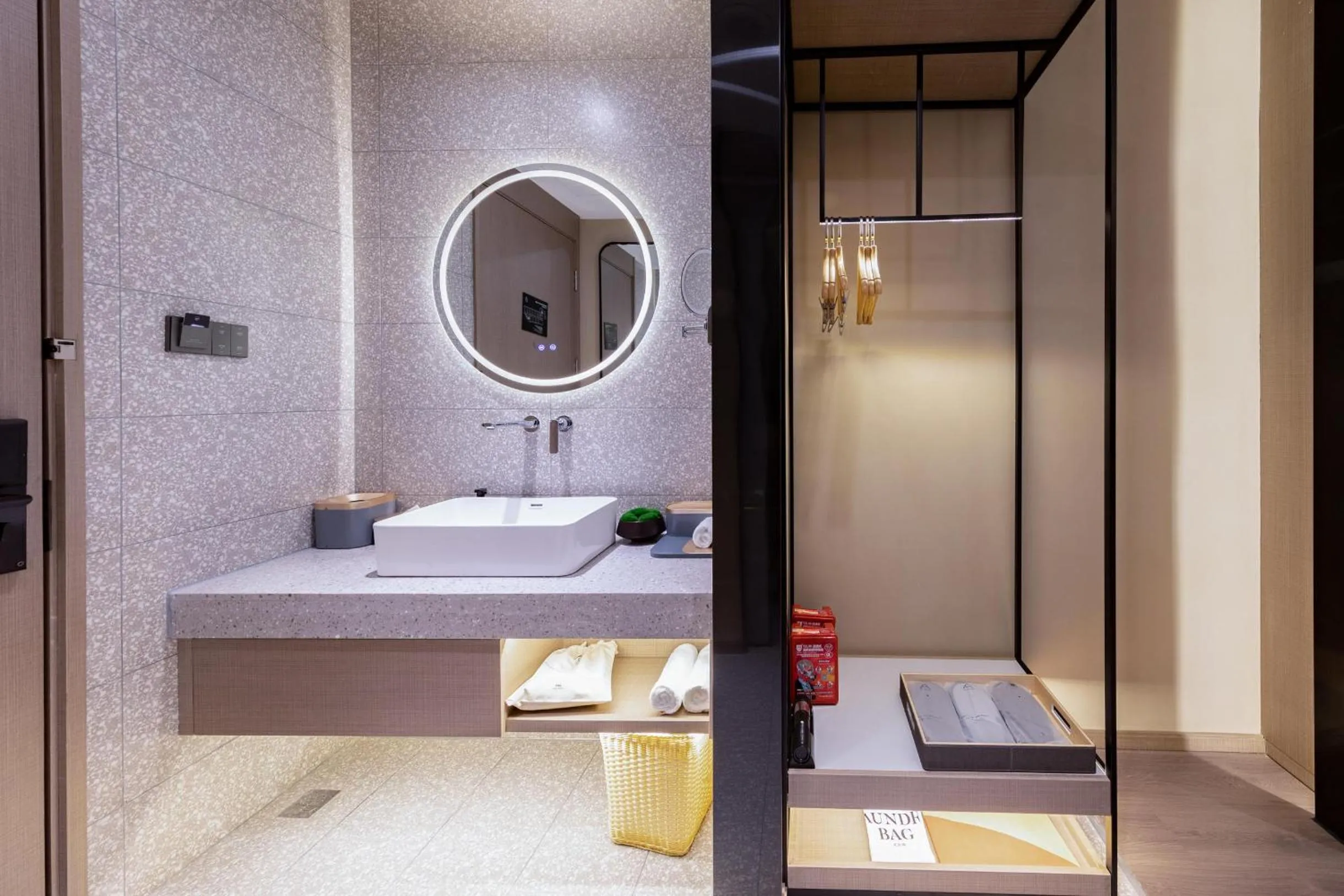 Atour S Hotel Tianjin Binjiang Road Hanglung Plaza