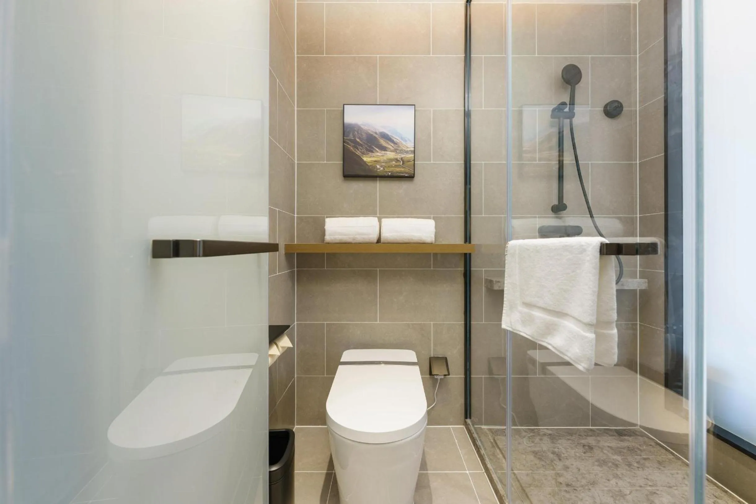 Atour Hotel Dalian Airport