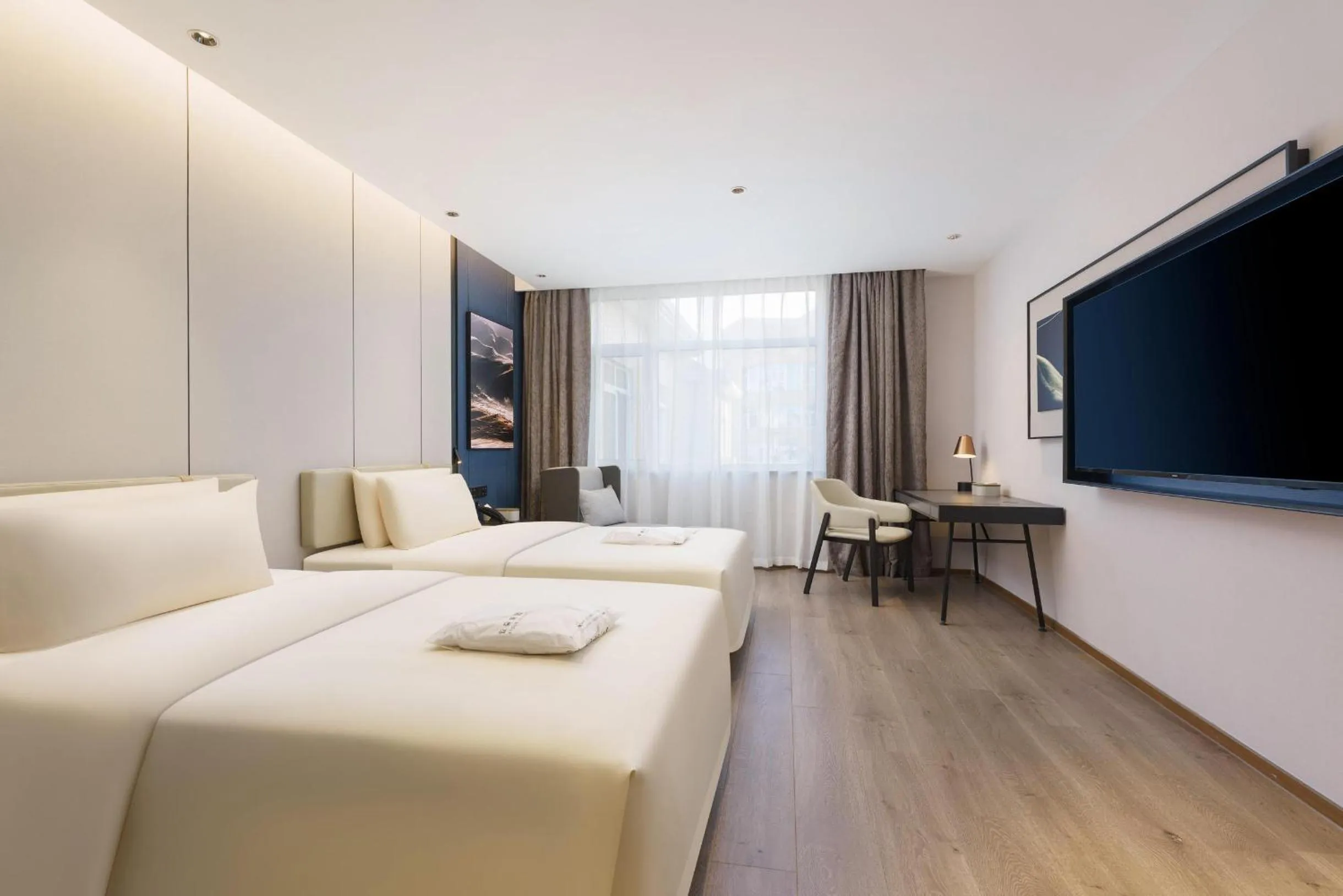 Bed in Atour Hotel Dalian Airport