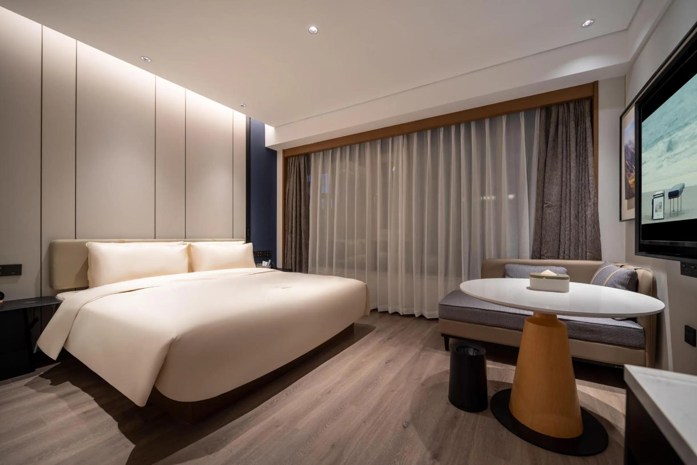 Bed in Atour Hotel Dalian Development Zone