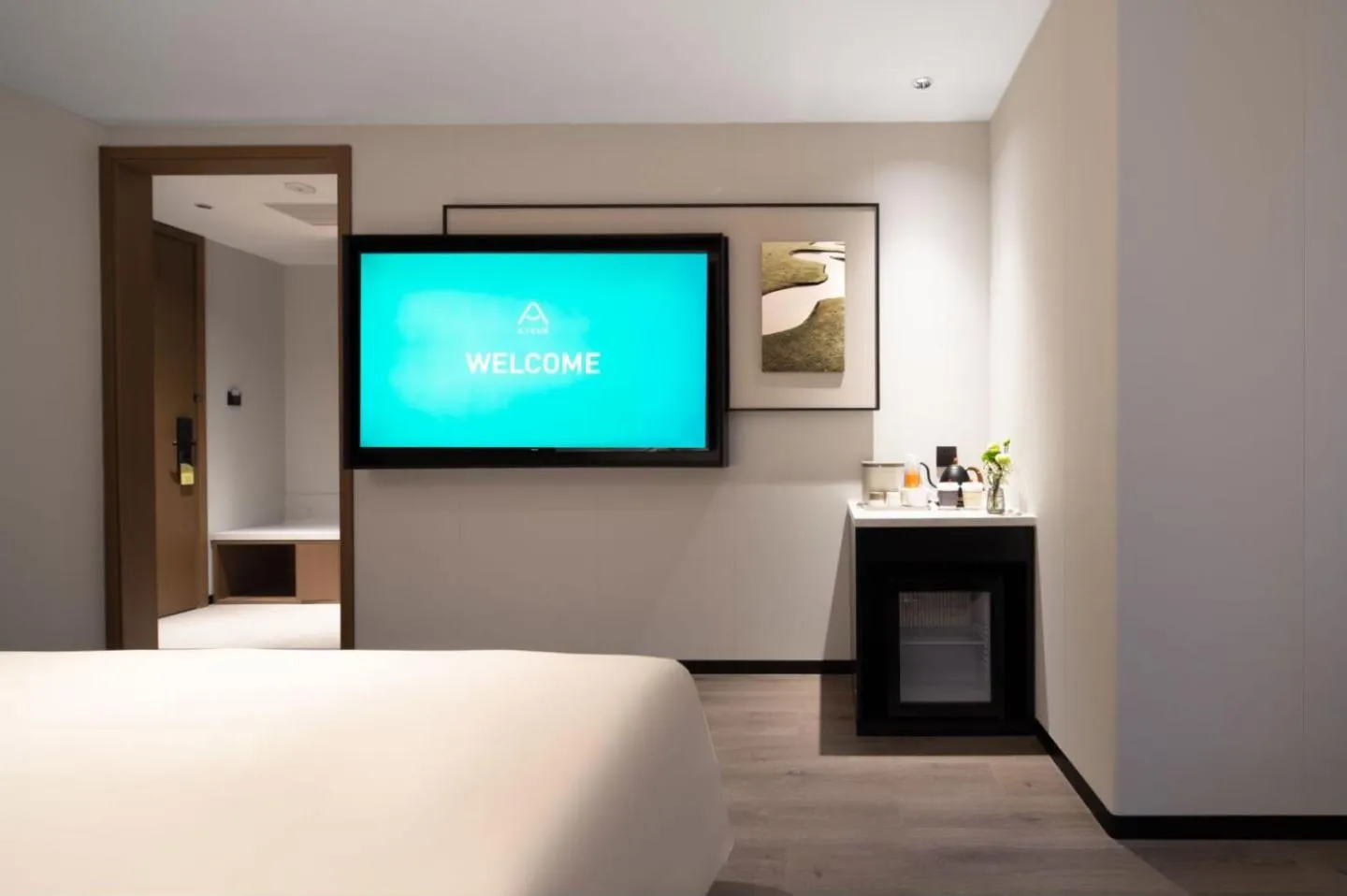 TV and multimedia, Bed in Atour Hotel Dalian Development Zone