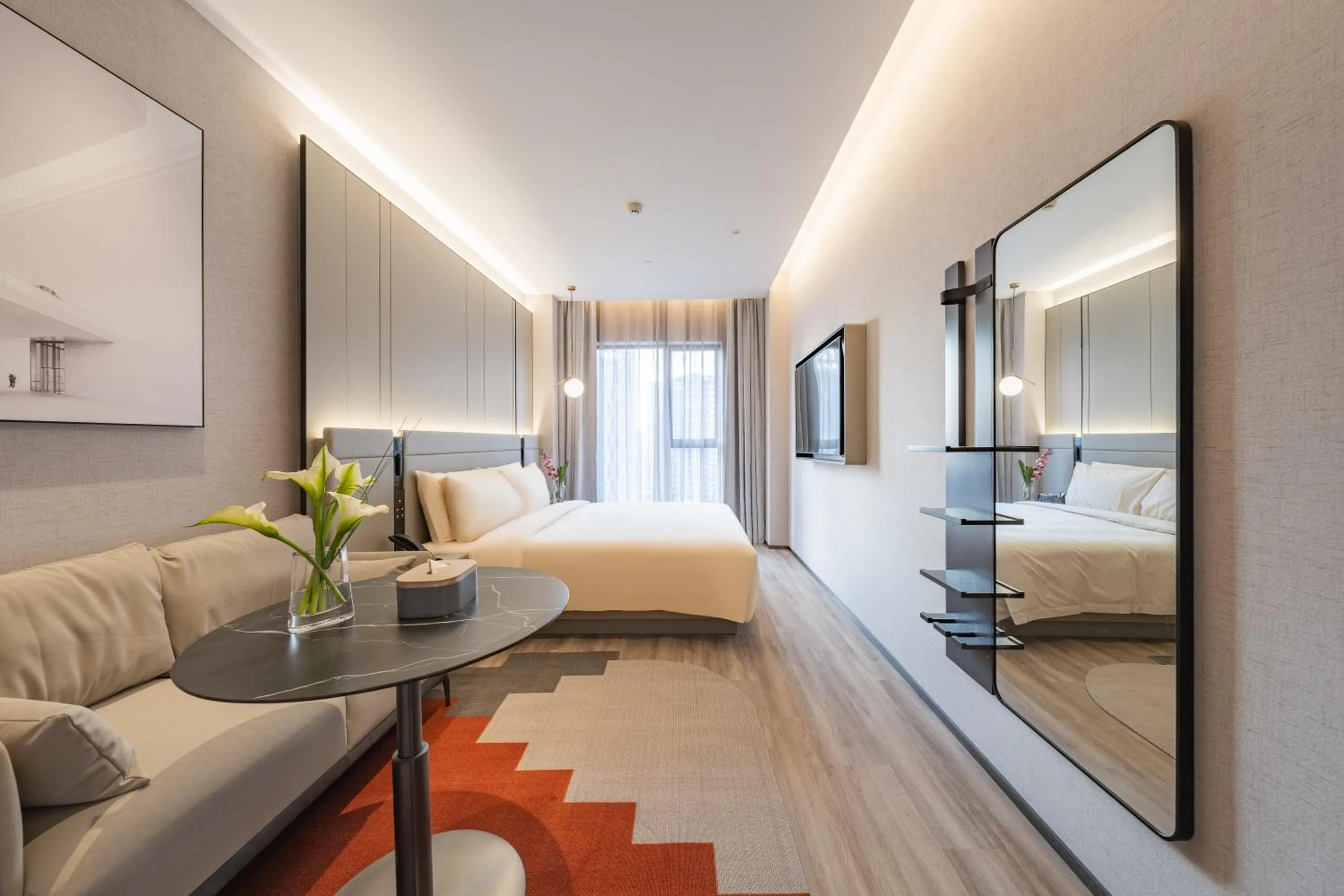 Photo of the whole room, Bed in Atour S Hotel Shanghai Lujiazui Expo Center