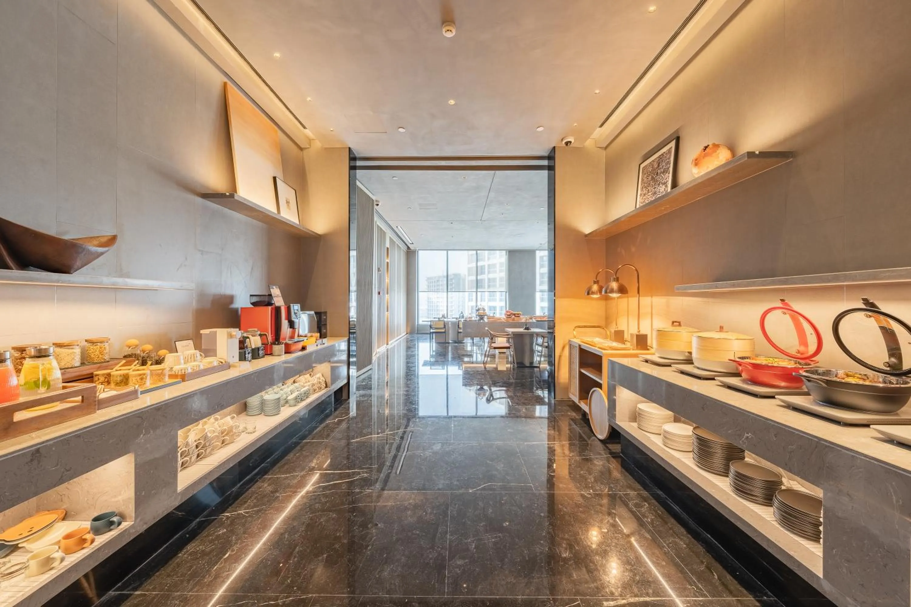 Restaurant/places to eat in Atour S Hotel Shanghai Lujiazui Expo Center