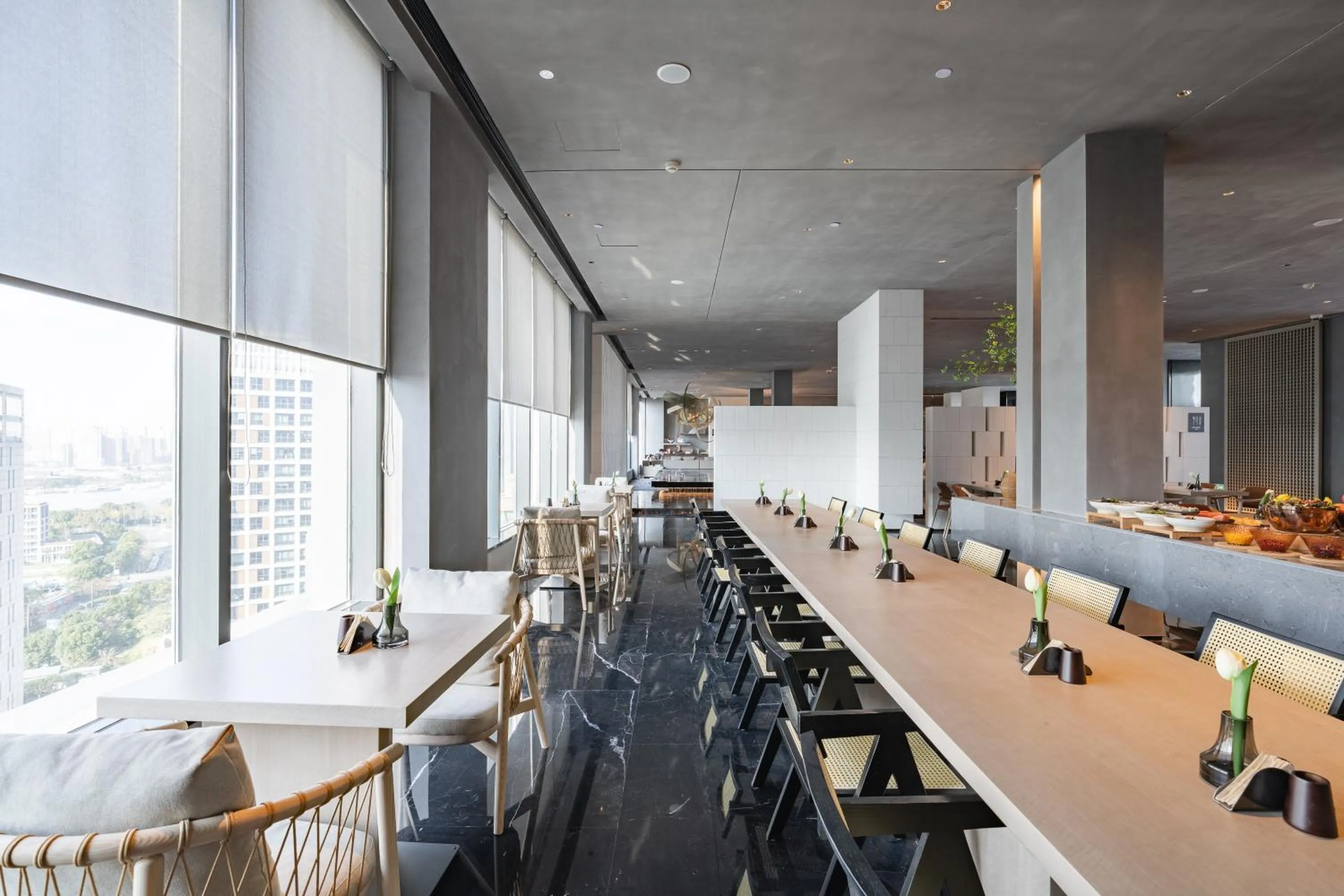 Restaurant/places to eat in Atour S Hotel Shanghai Lujiazui Expo Center