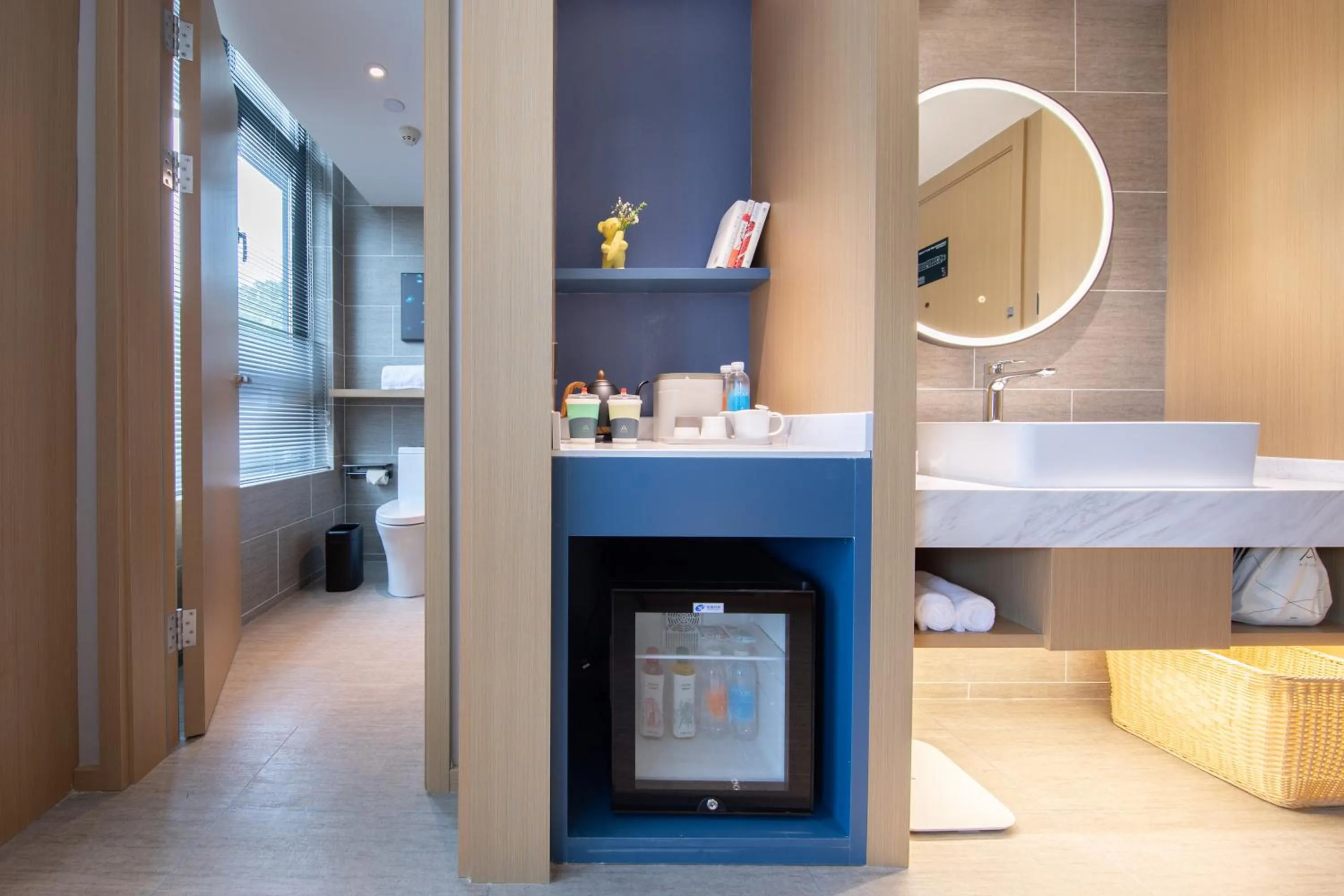 Photo of the whole room in Atour Hotel Suzhou Guanqian Street Leqiao Station