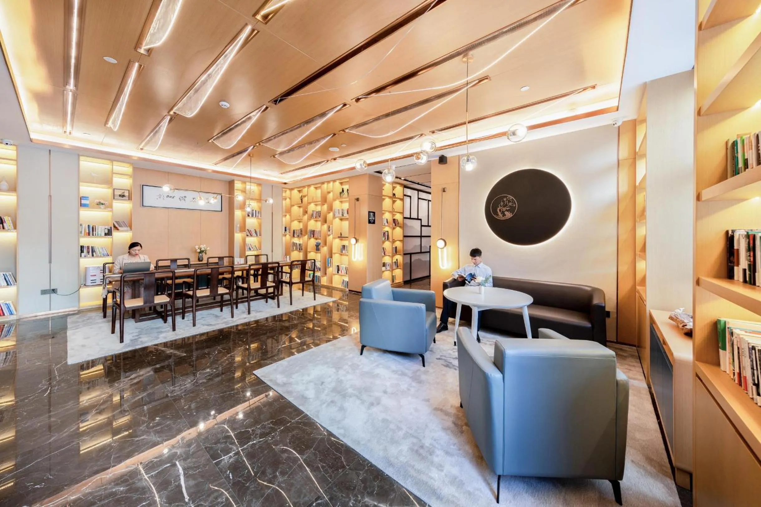 Communal lounge/ TV room in 厦门火车站明发广场亚朵酒店