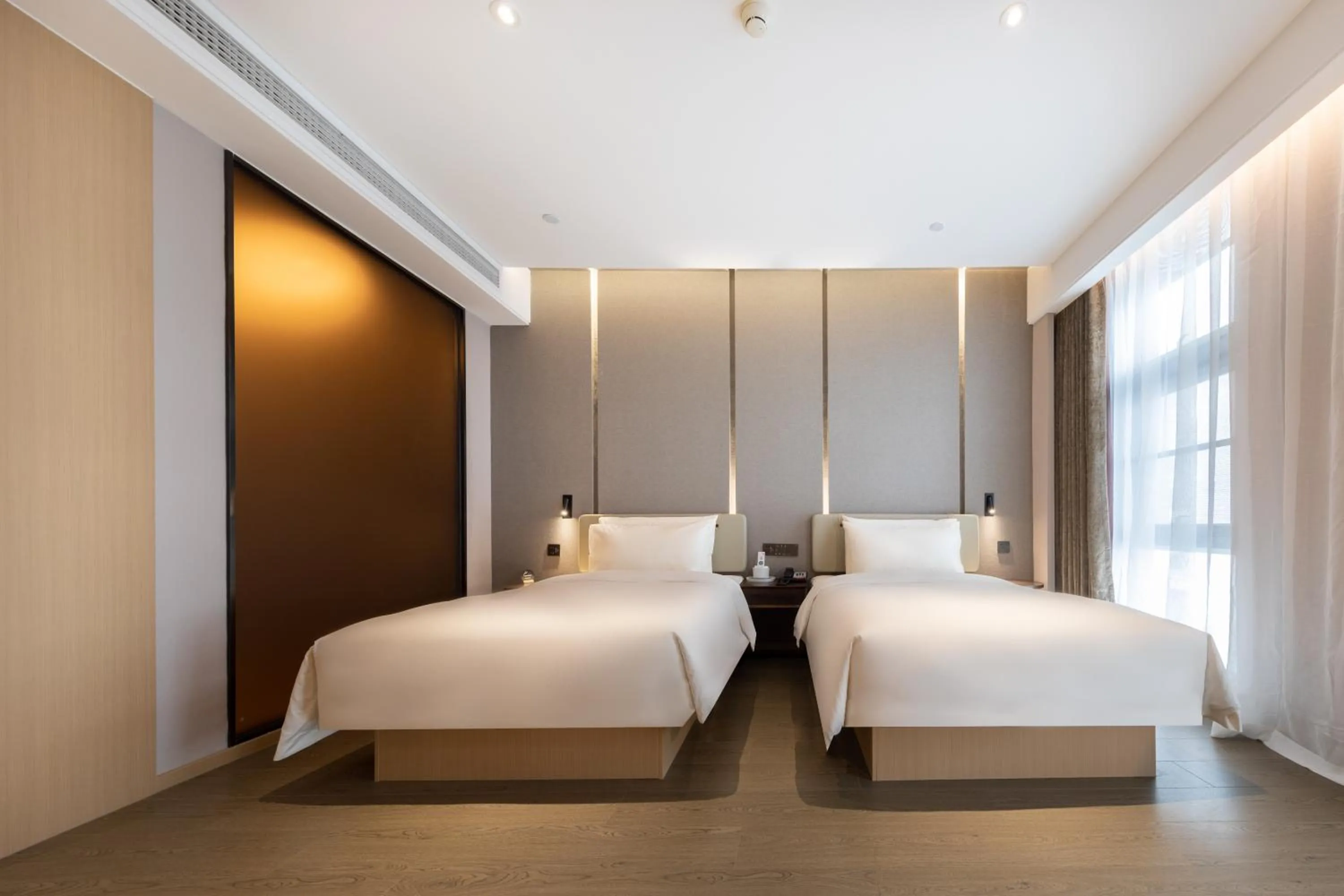 Bed in 厦门火车站明发广场亚朵酒店