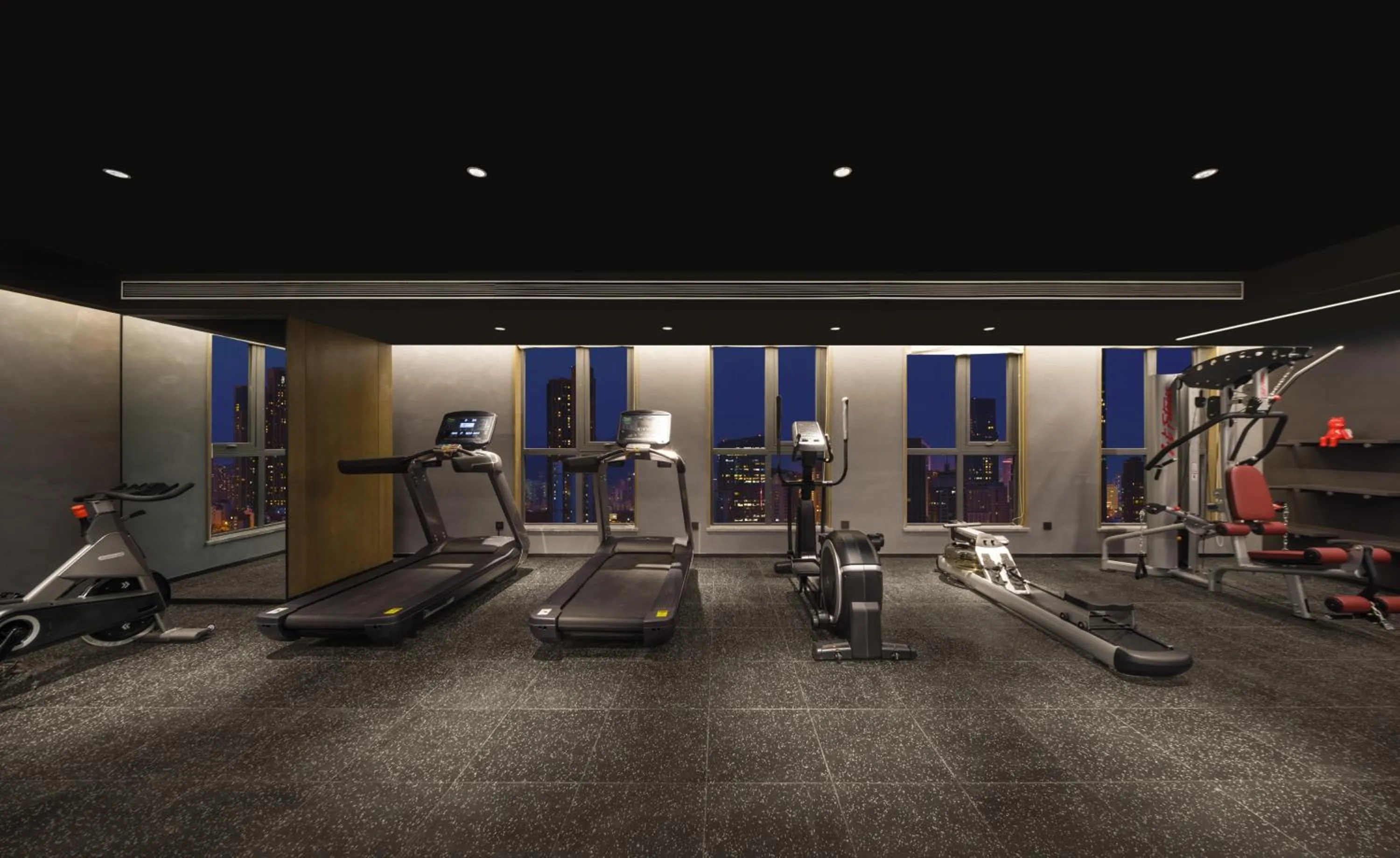 Fitness centre/facilities in Atour Hotel Jinan West Railway Station