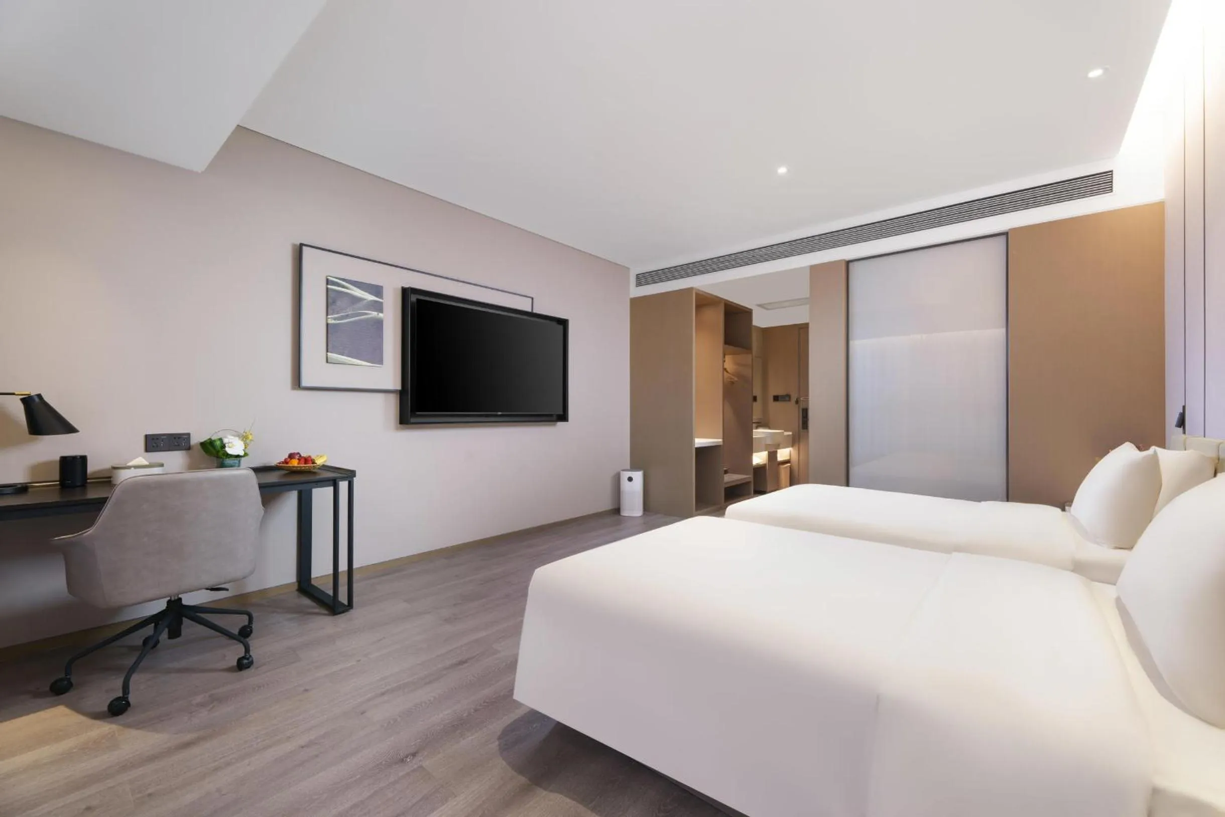 Bed in Atour Hotel Jinan West Railway Station