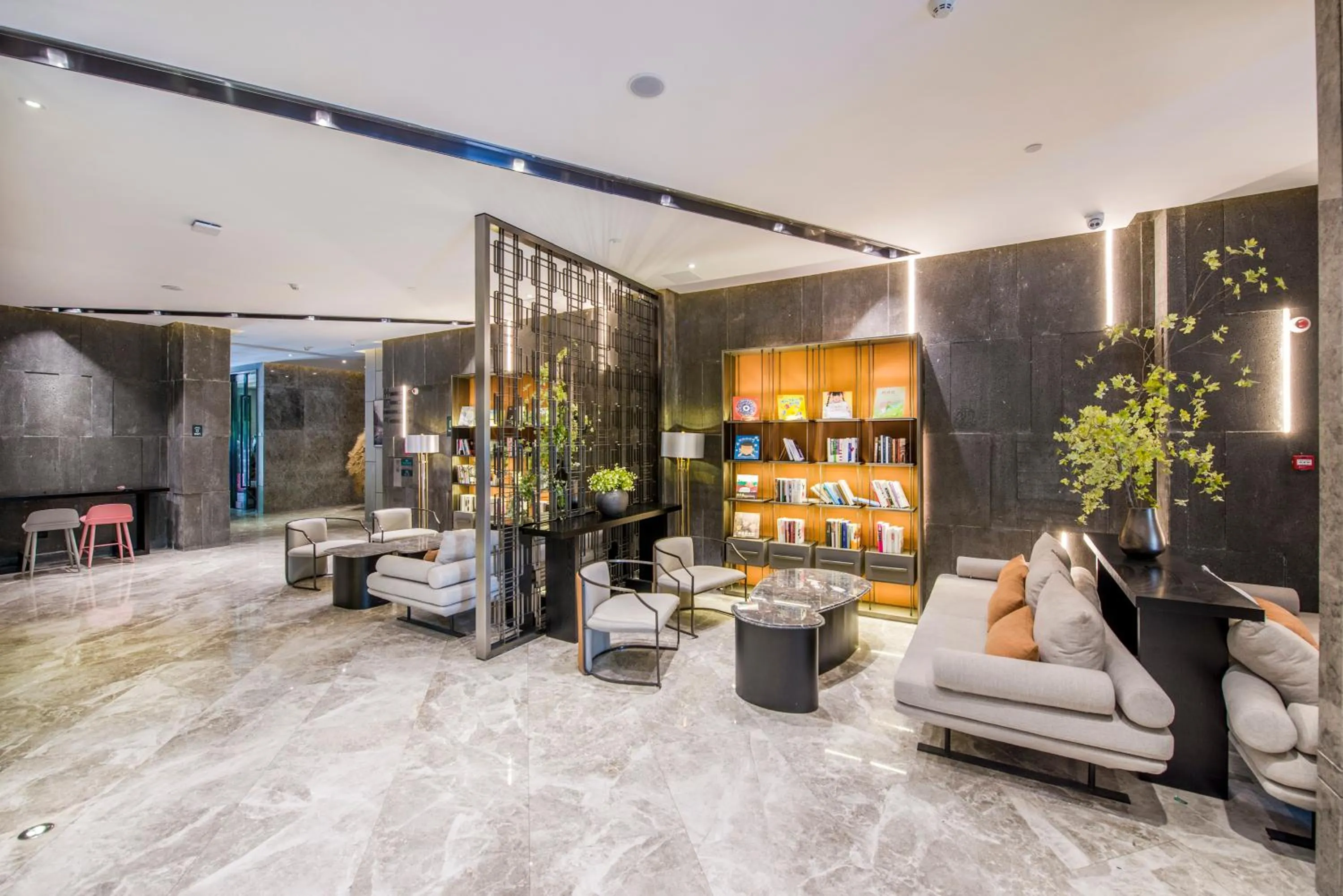 Lobby or reception in Atour X Hotel Zhujiang New Town Tianhe Park Station Guangzhou close to Canton Fair -Free shuttle bus to Canton Fair