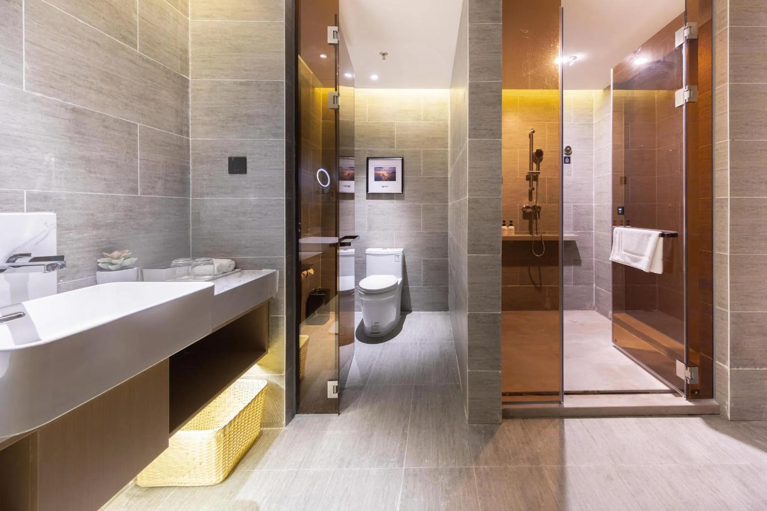 Atour Hotel Shenzhen Shajing International Convention and Exhibition Center