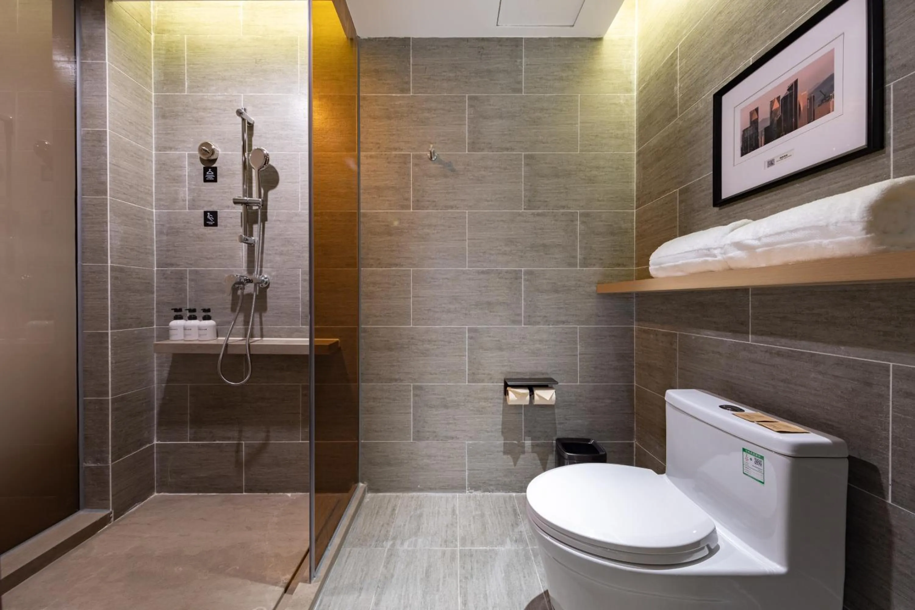 Atour Hotel Shenzhen Shajing International Convention and Exhibition Center