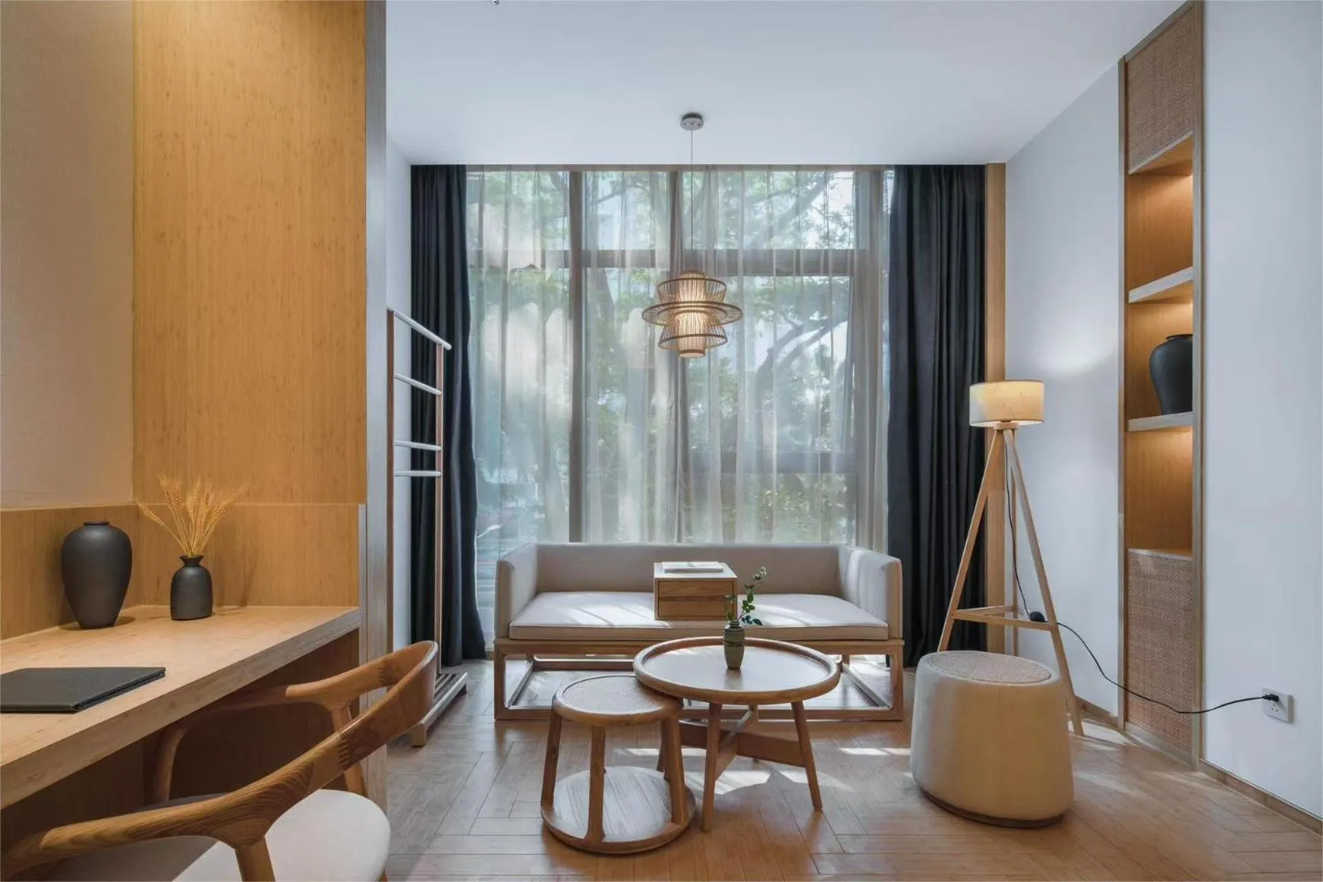 Photo of the whole room in Atour X Hotel Shenzhen Futian CBD Chegongmiao