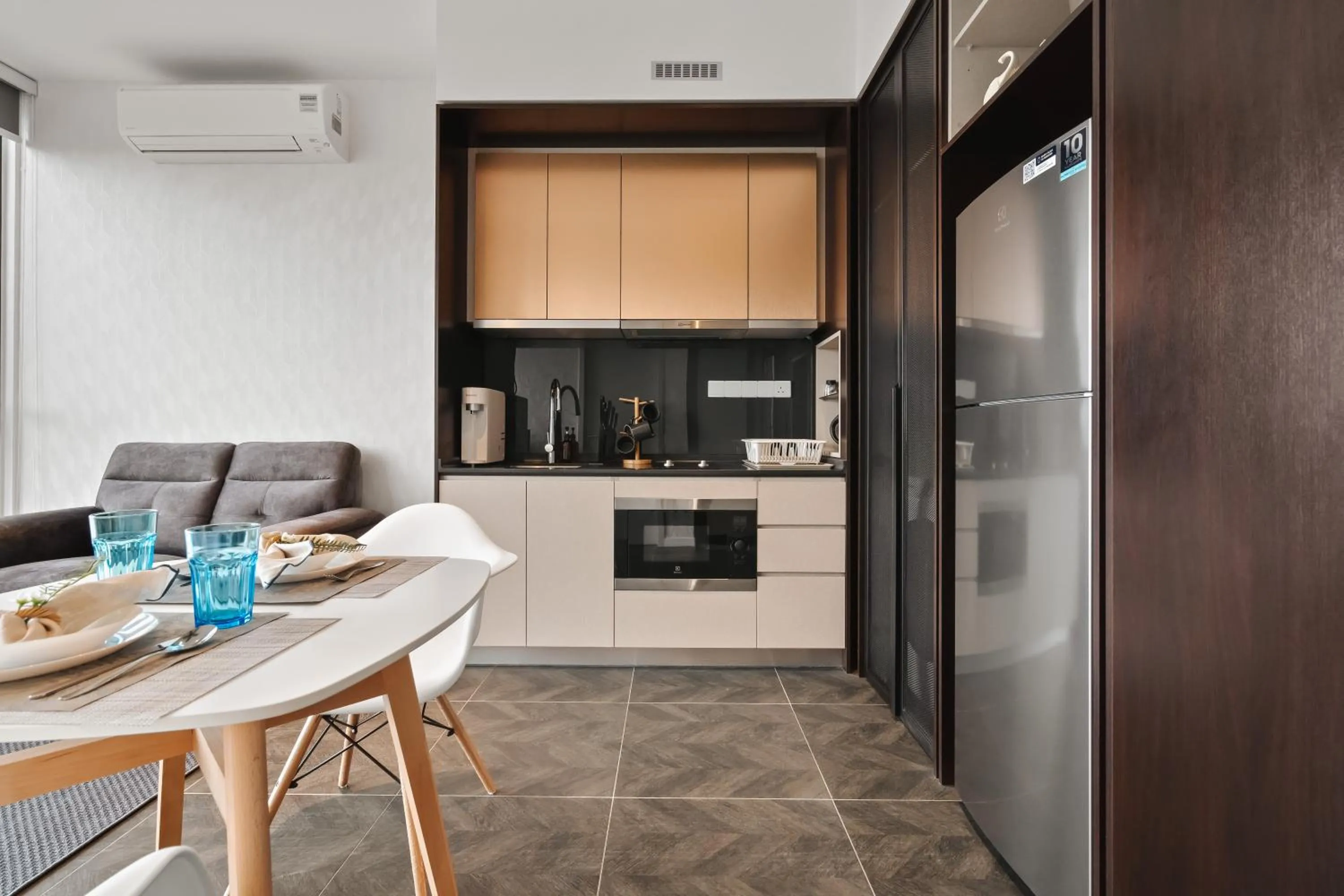 Coffee/tea facilities in Scarletz KLCC Apartments by soulasia