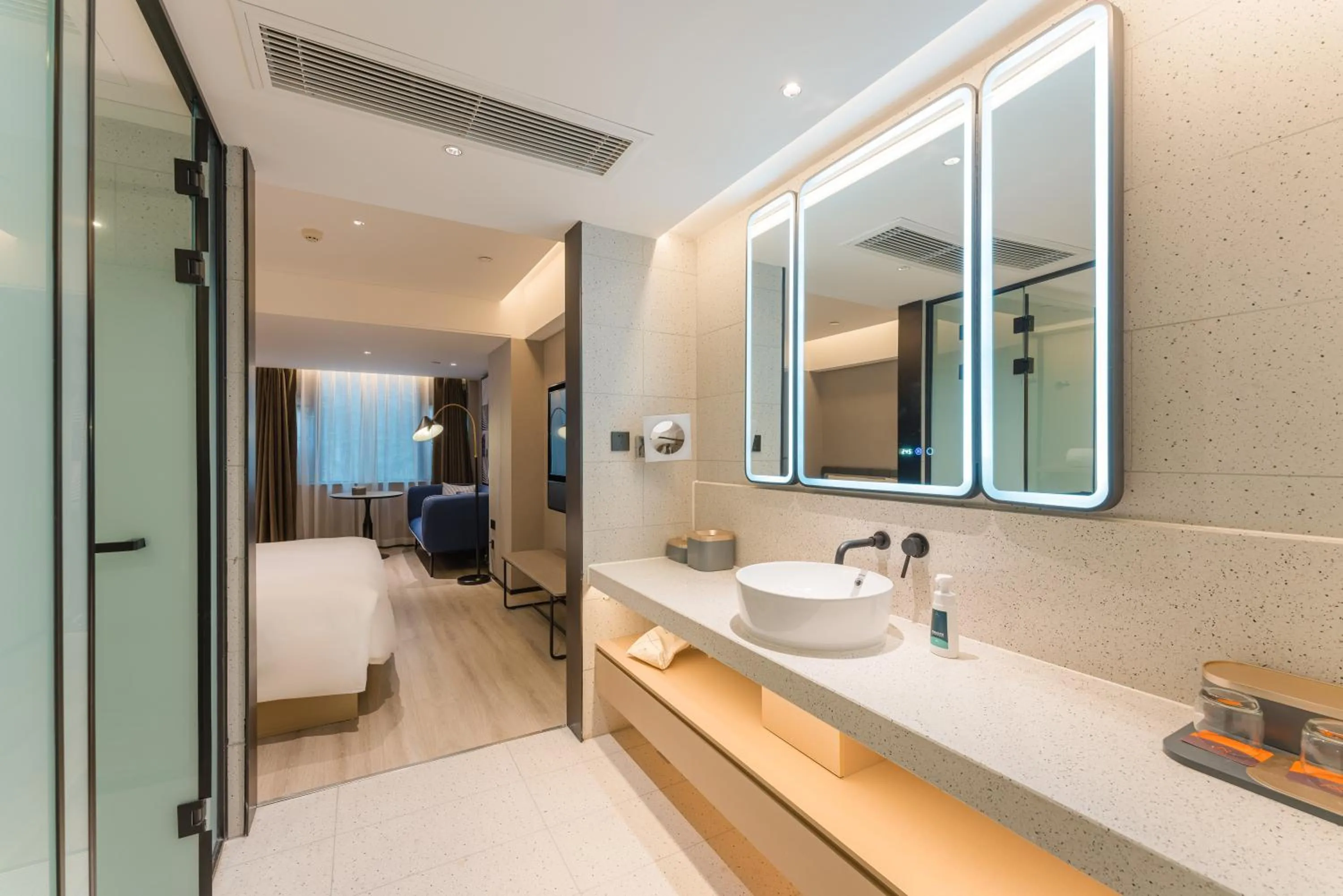 Bathroom in Atour S Hotel Chongqing Jiefangbei Hongyadong Riverview