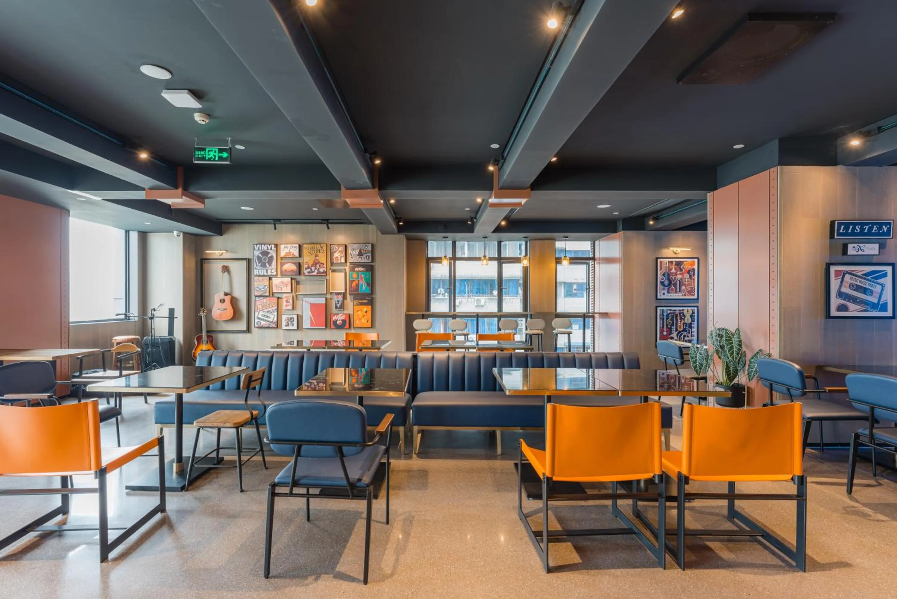 Restaurant/places to eat in Atour S Hotel Chongqing Jiefangbei Hongyadong Riverview