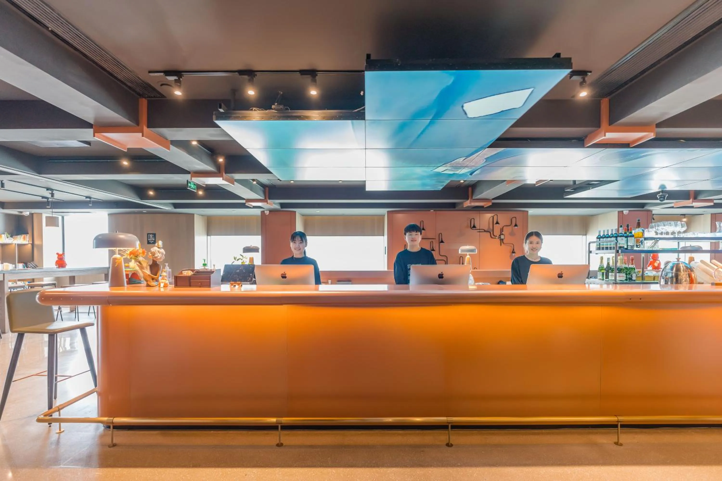 Lobby or reception in Atour S Hotel Chongqing Jiefangbei Hongyadong Riverview