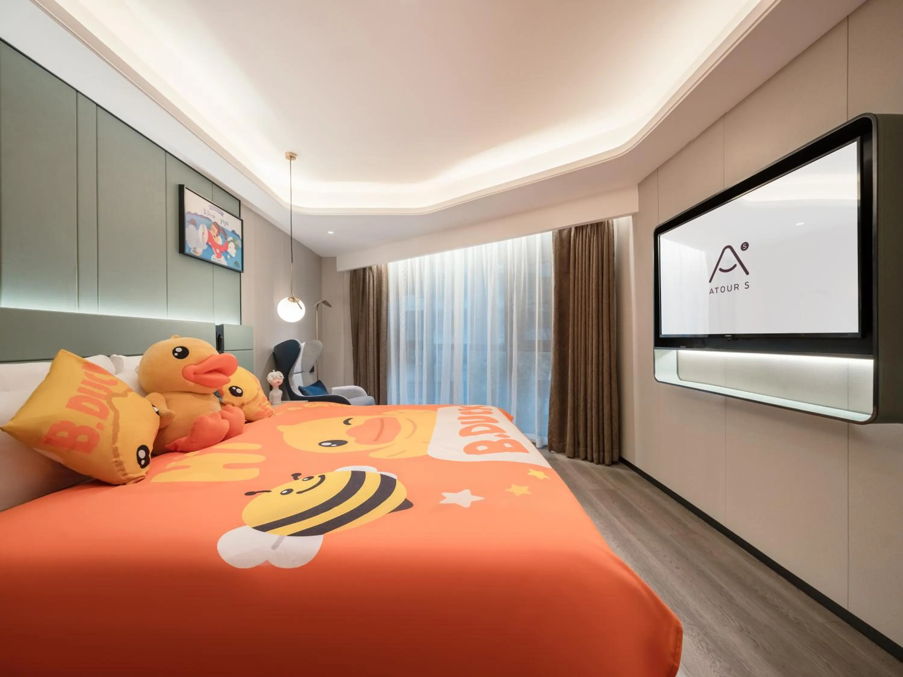 Bedroom, Bed in Atour S Hotel Chongqing Jiefangbei Hongyadong Riverview