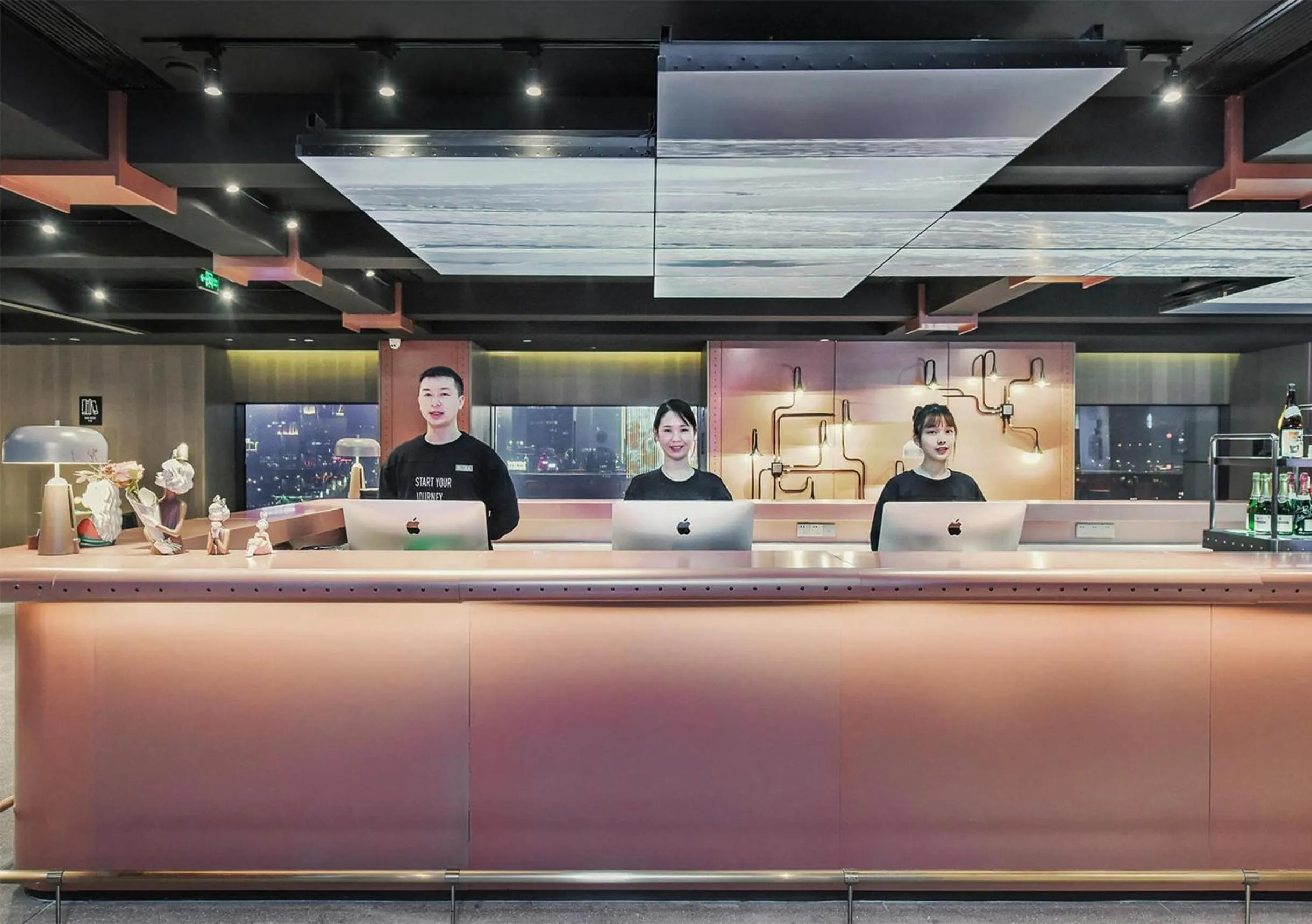 Lobby or reception in Atour S Hotel Chongqing Jiefangbei Hongyadong Riverview