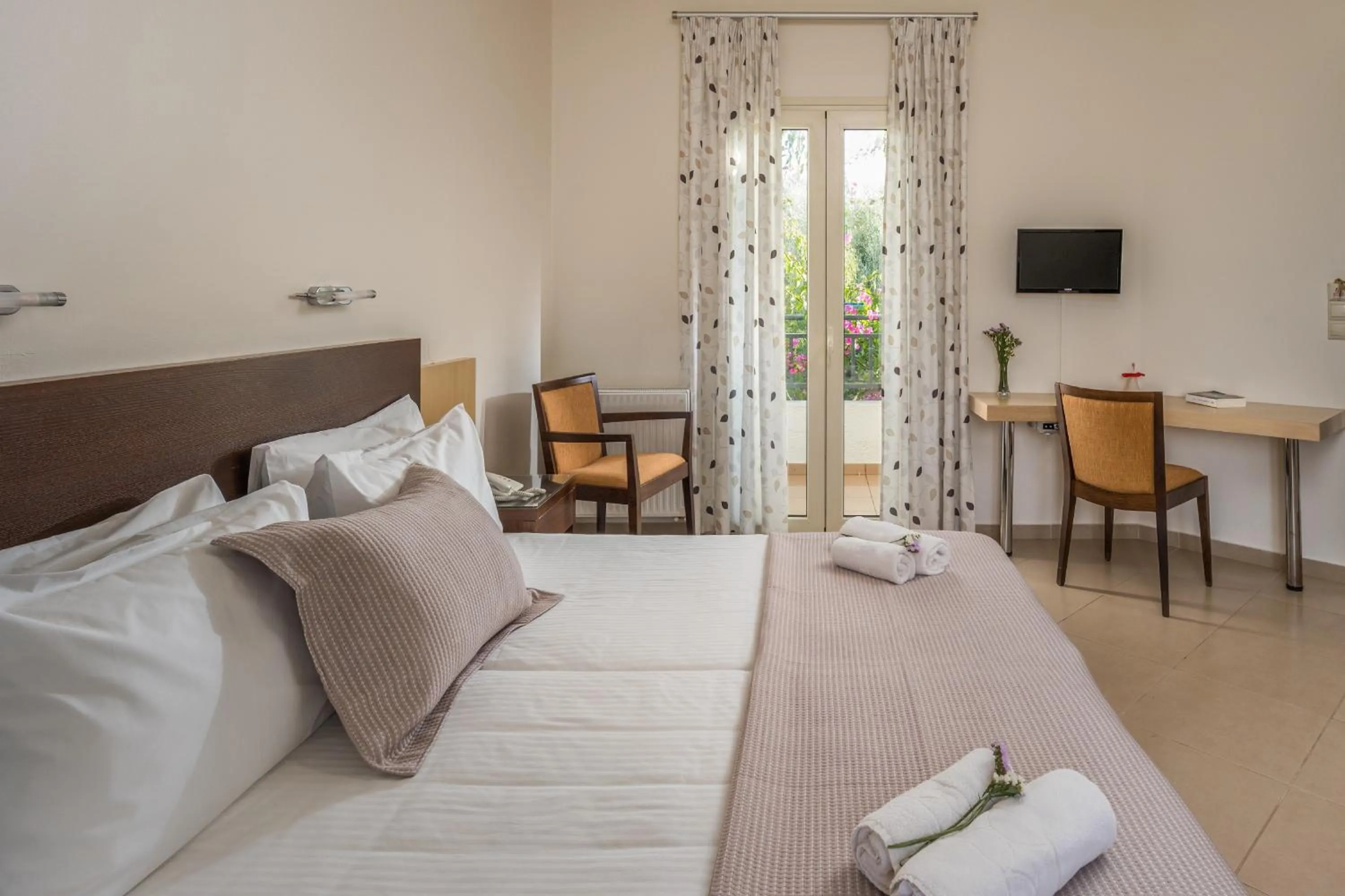 Bed in Your Memories Hotel