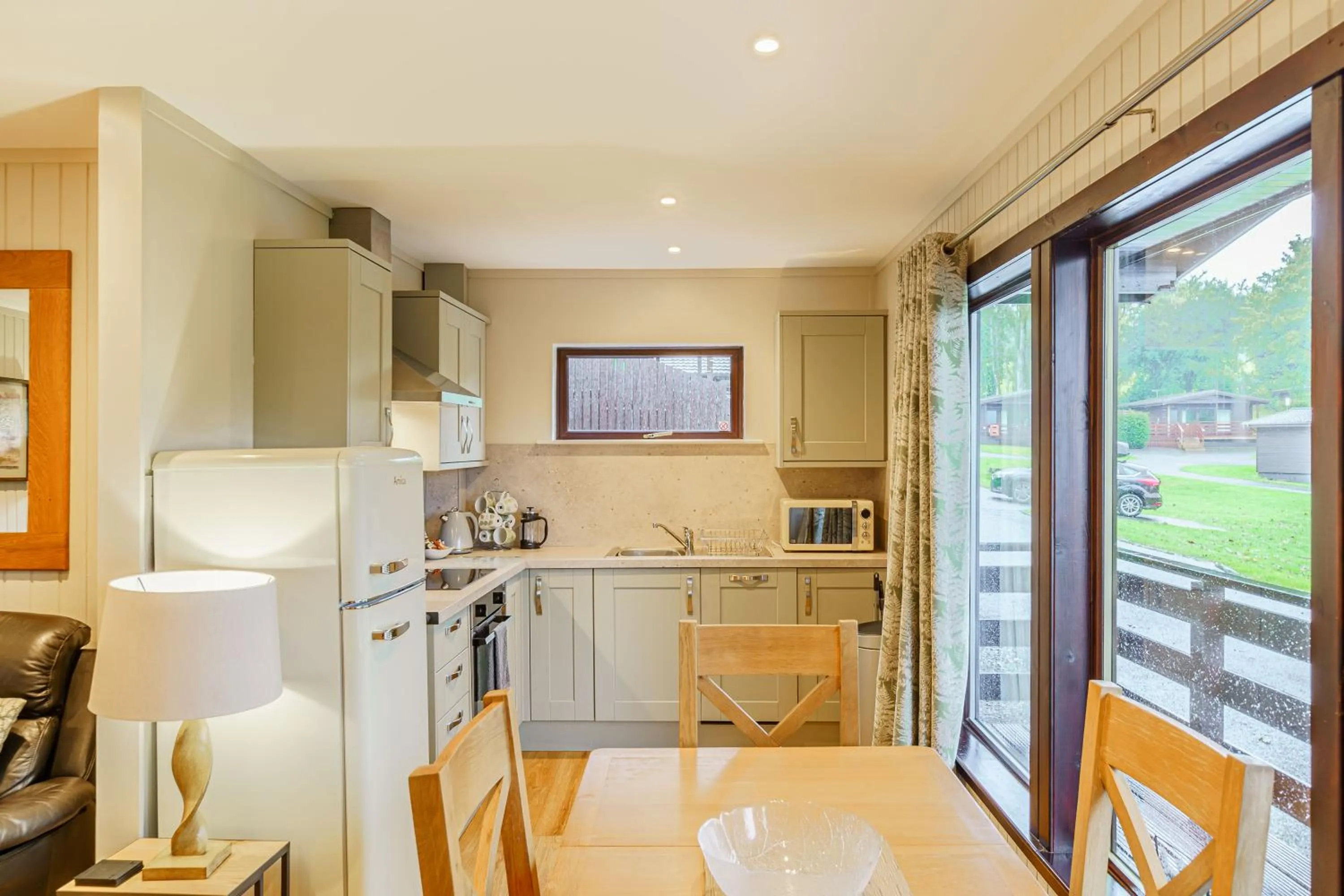 Kitchen or kitchenette in Birch Lodge 13 with Hot Tub