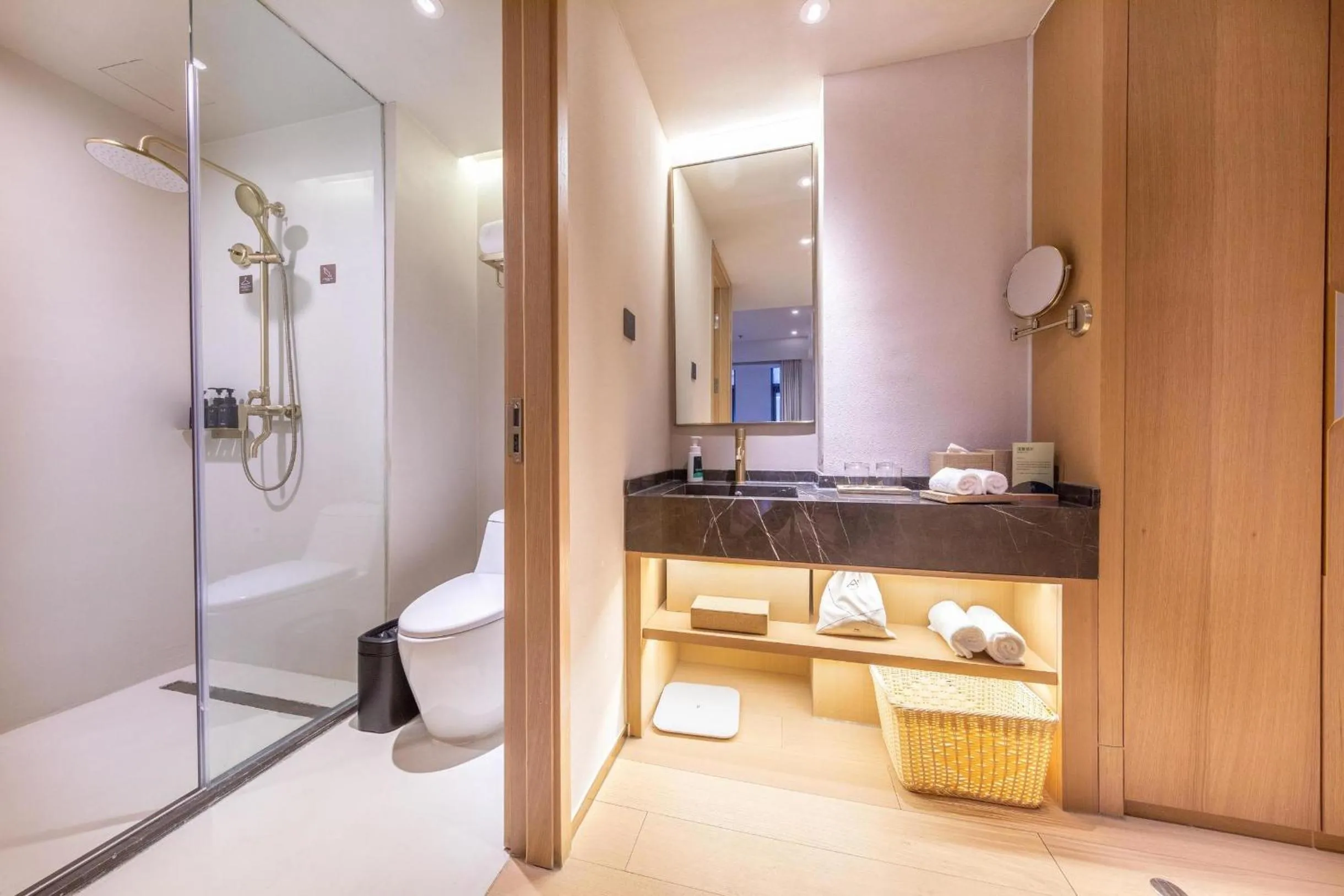 Shower in Atour S Hotel Beijing Guomao CBD - FunsCenter