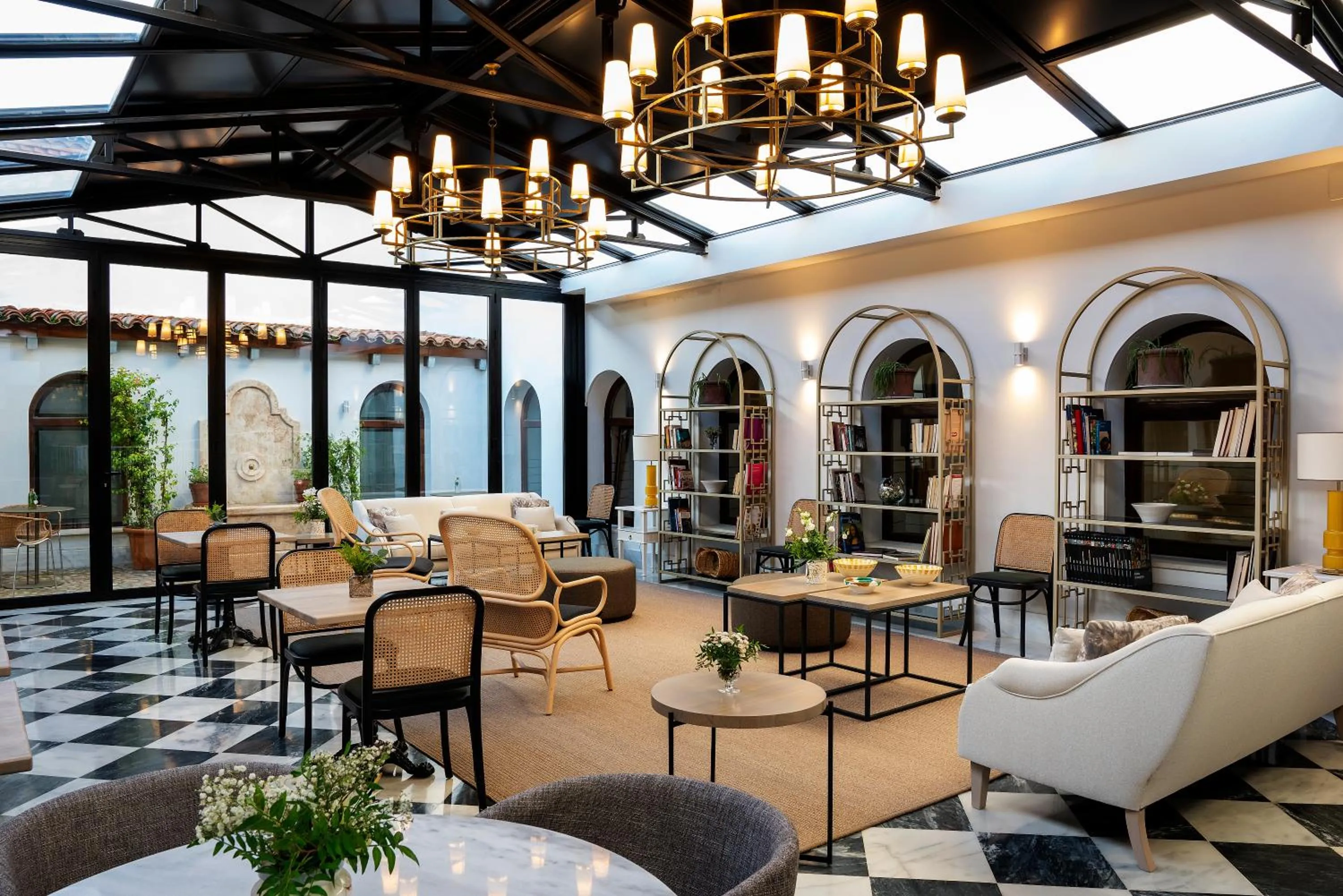 Restaurant/places to eat in Hospes Palacio de Arenales & Spa