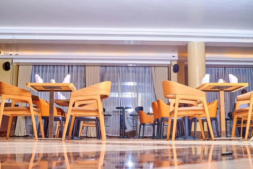 Restaurant/places to eat in Wilsen Hotel Nansana