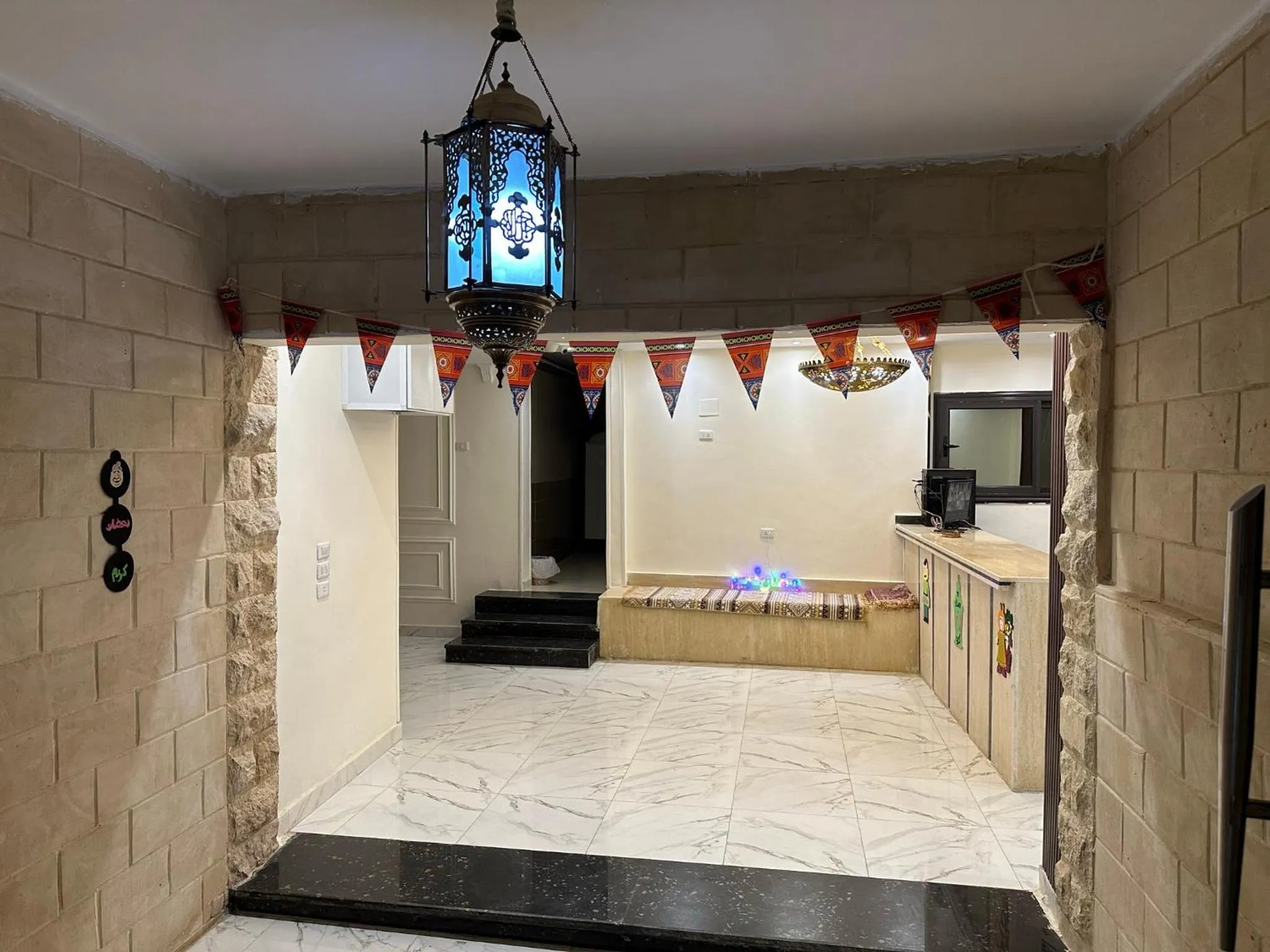 Facade/entrance in PR Pyramids Inn