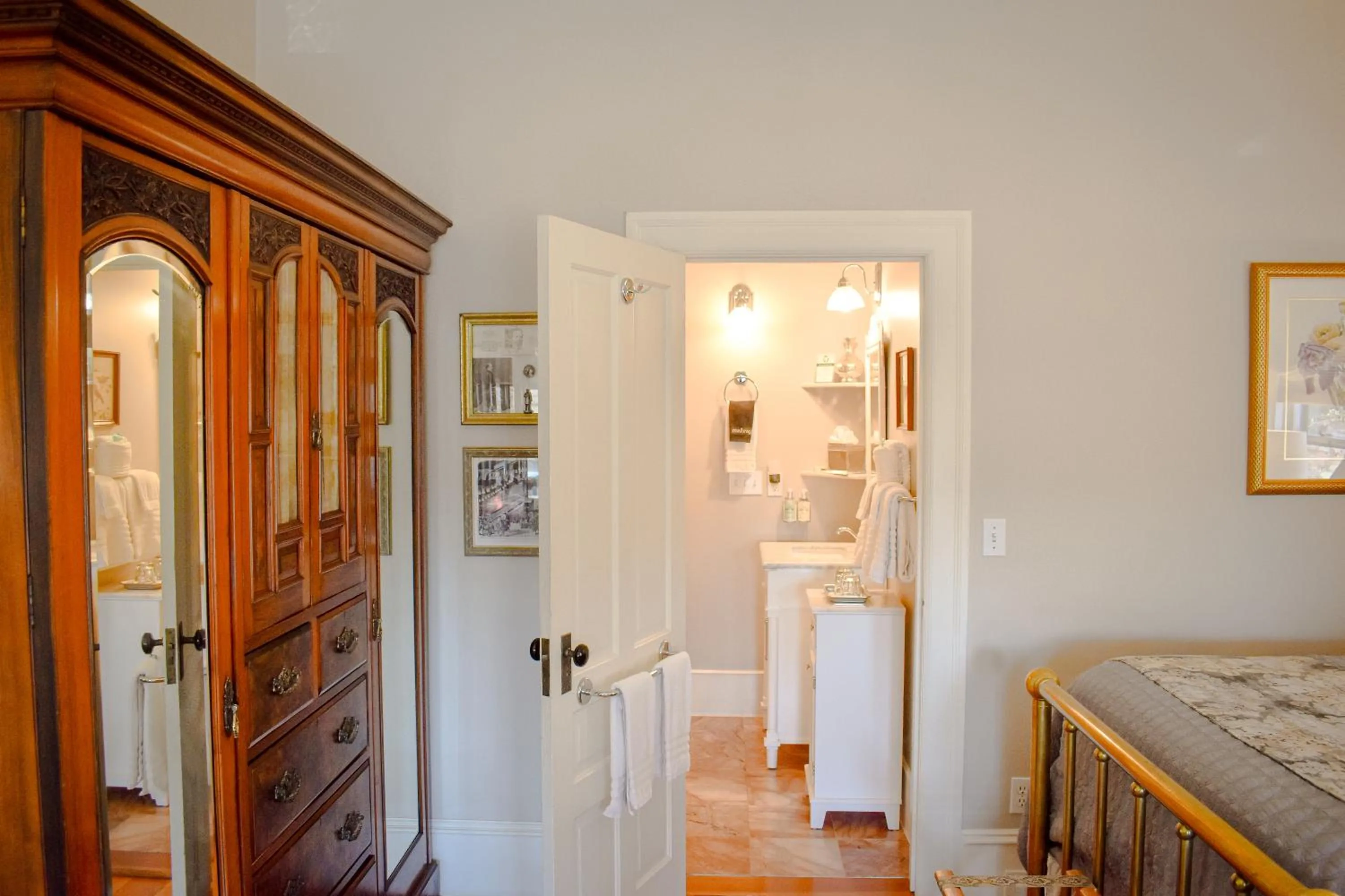 Bathroom in McCall House Boutique Hotel