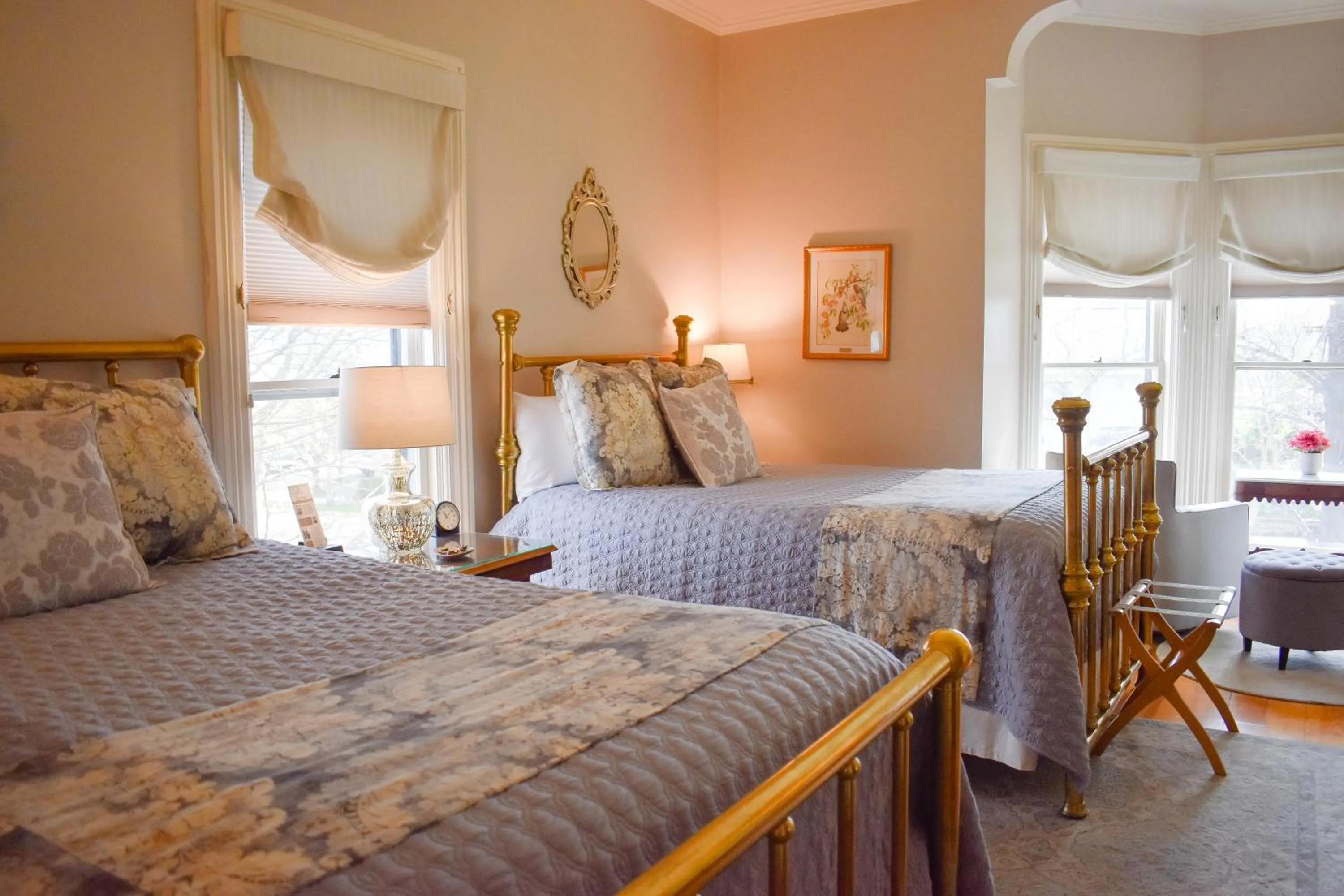 Photo of the whole room, Bed in McCall House Boutique Hotel