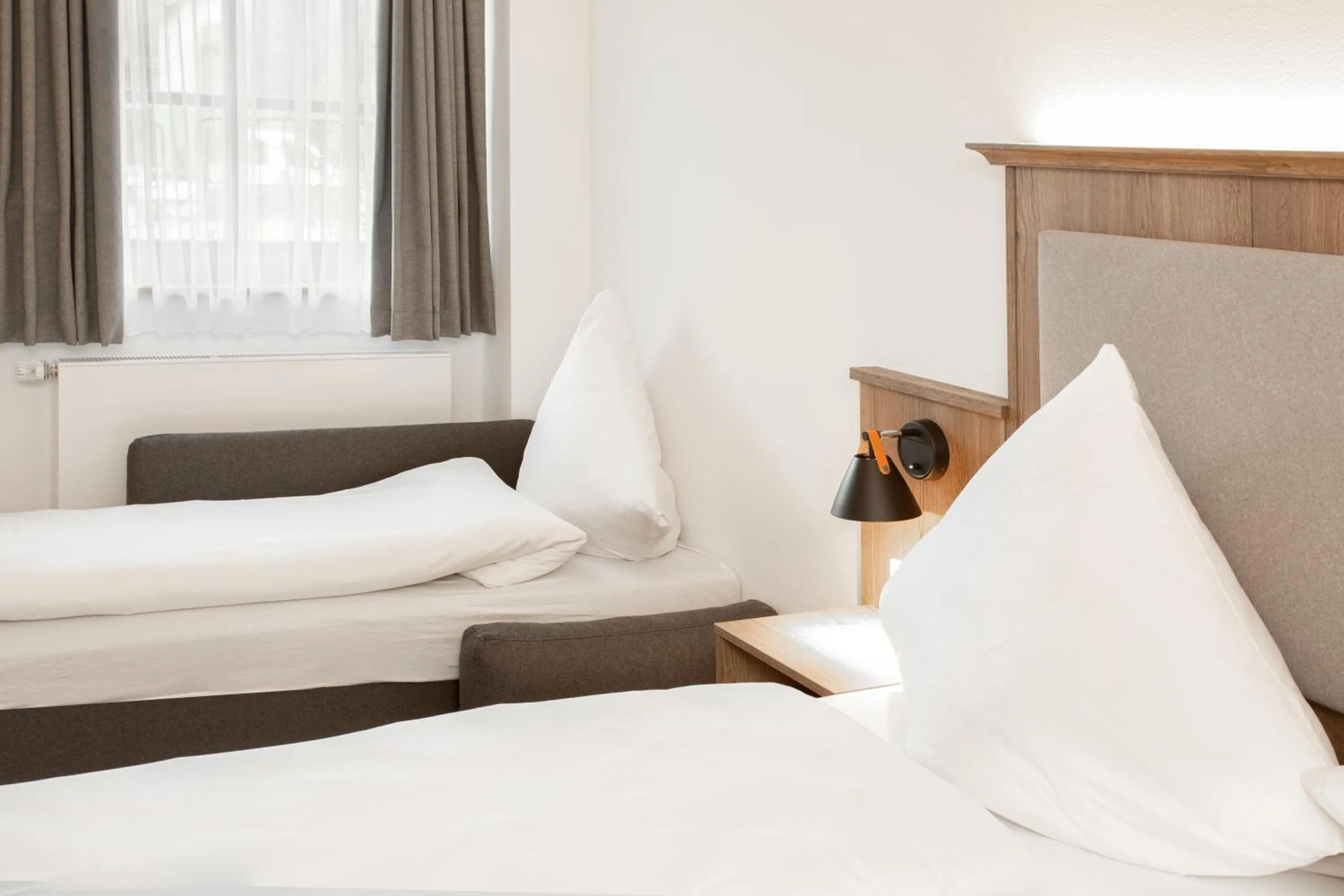 Bed in Landgasthof Maier