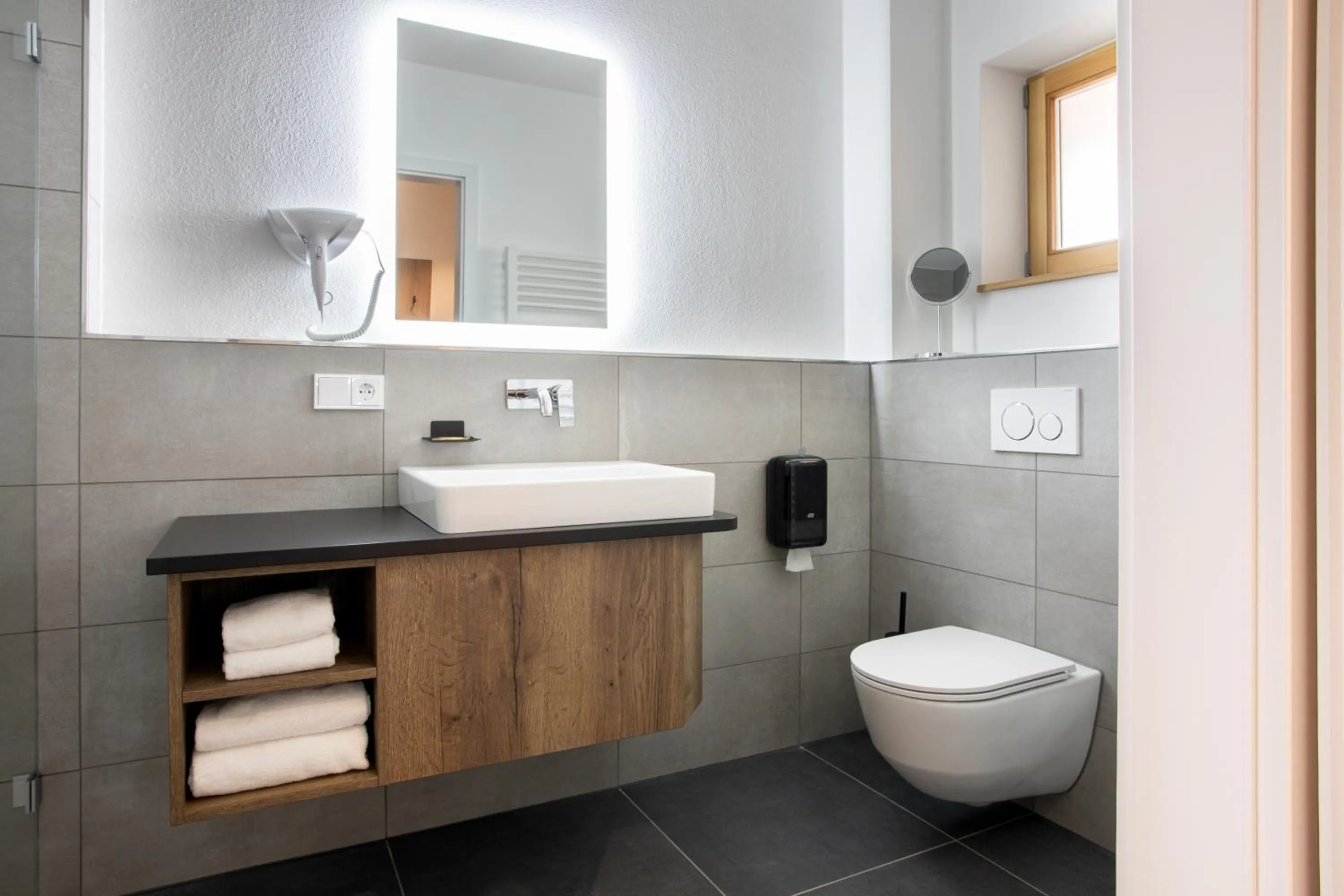 Toilet in Landgasthof Maier