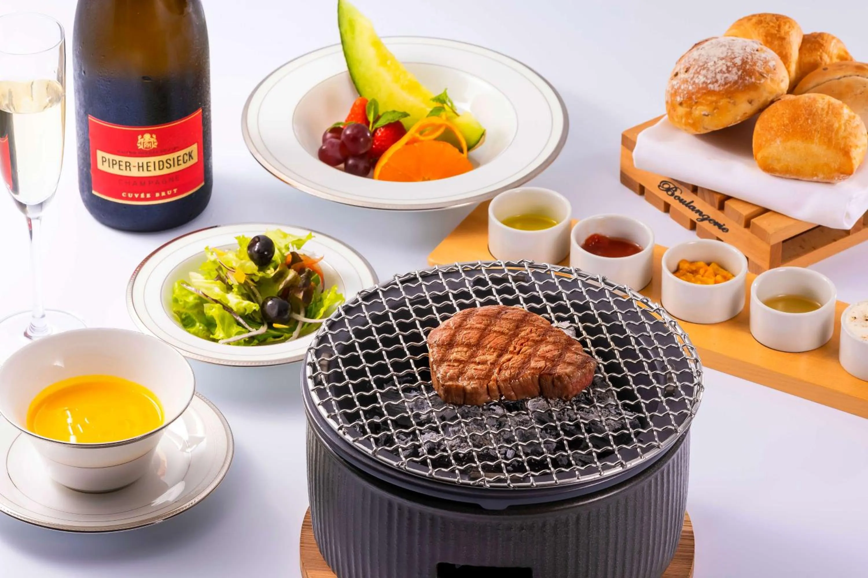 Restaurant/places to eat in OliveBay Hotel