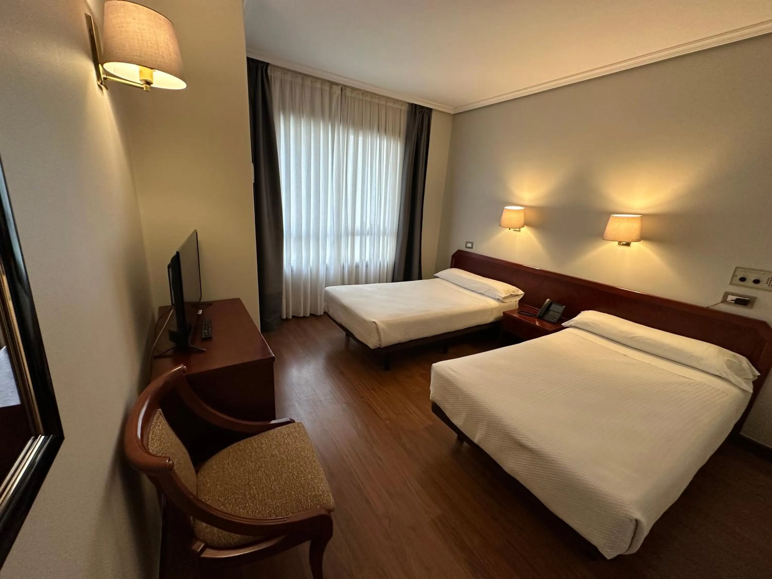 Bed in Hotel Compostela Vigo