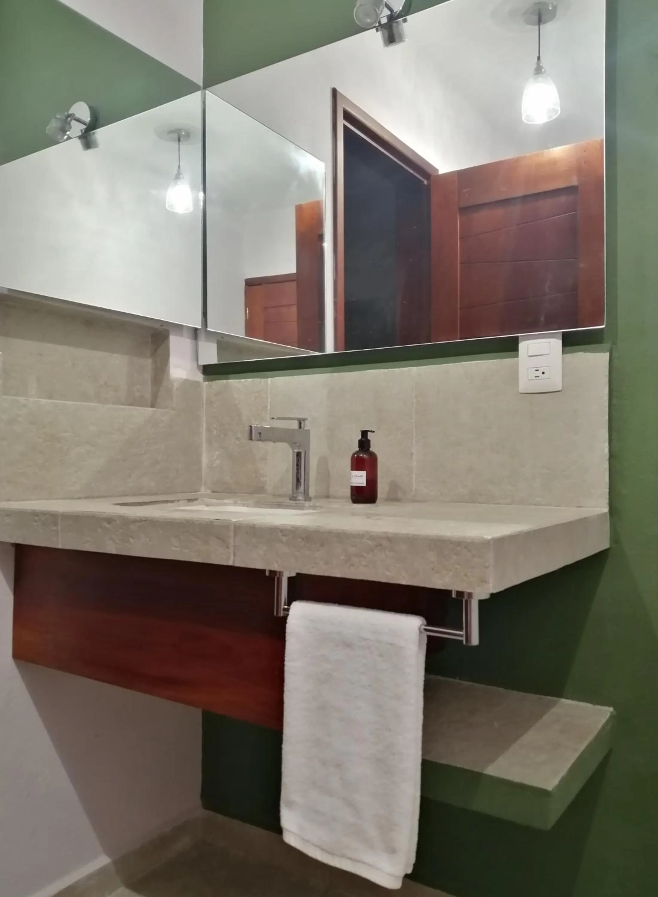 Bathroom in La Morada, una ventana al golfo - Hotel boutique