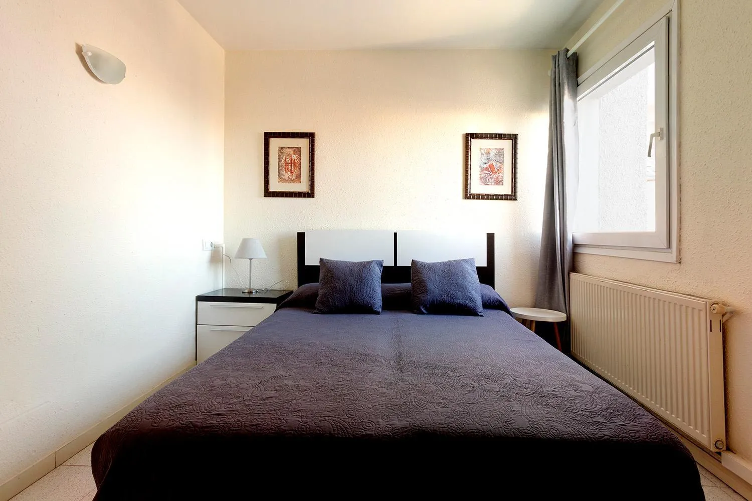 Bed in Apartamentos Empuriabrava Maurici Park