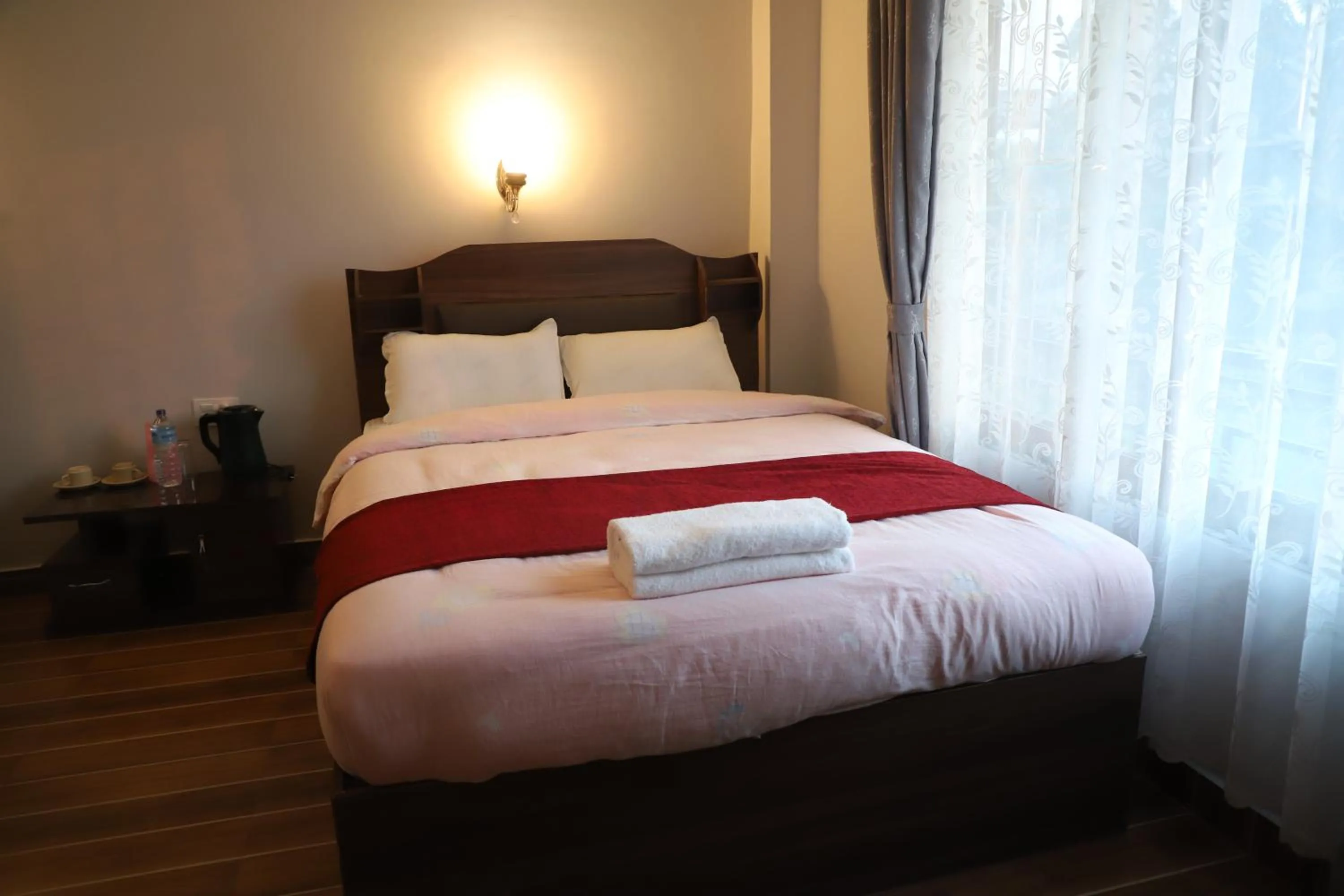 Bed in Hotel Nepal Inn Sauraha