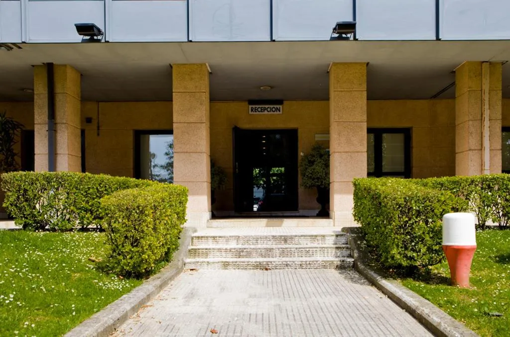Facade/entrance in Hotel Ibiltze