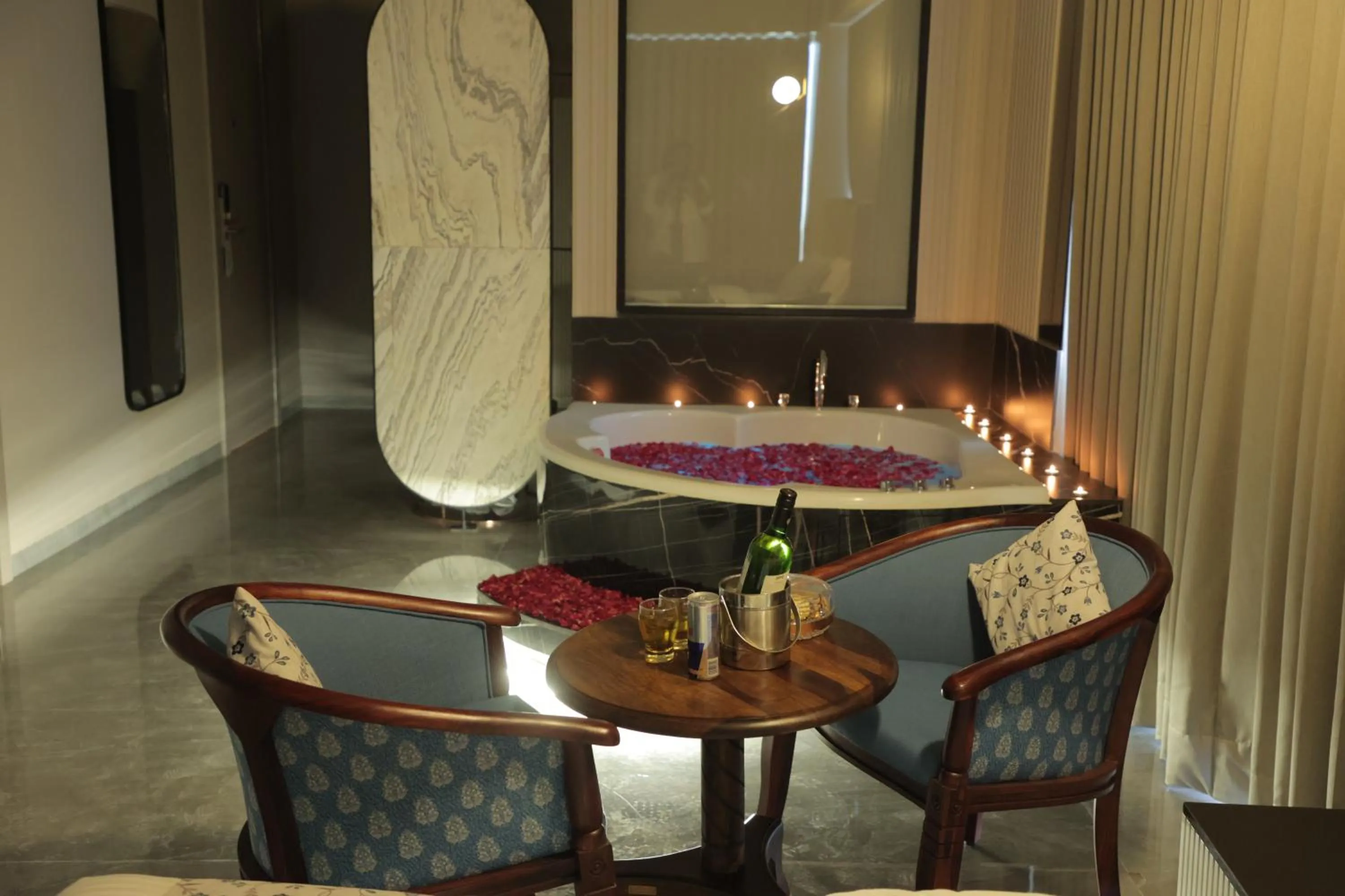 Bedroom in Apricot Motera