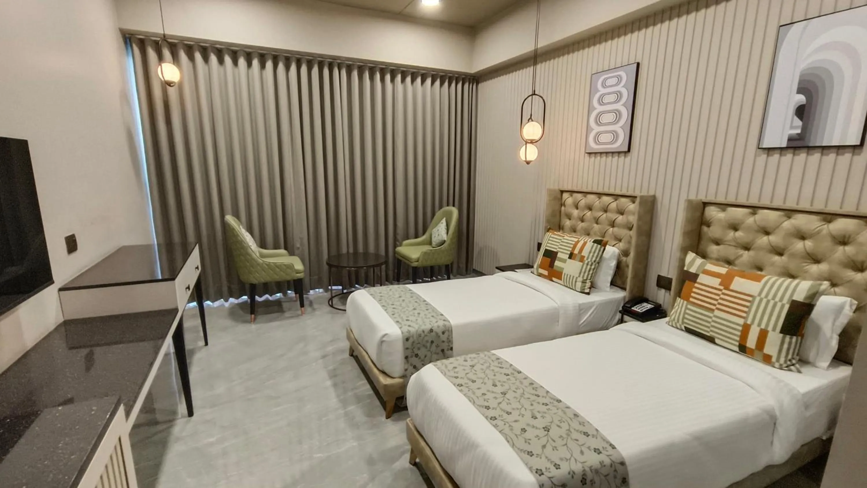 Bed in Apricot Motera