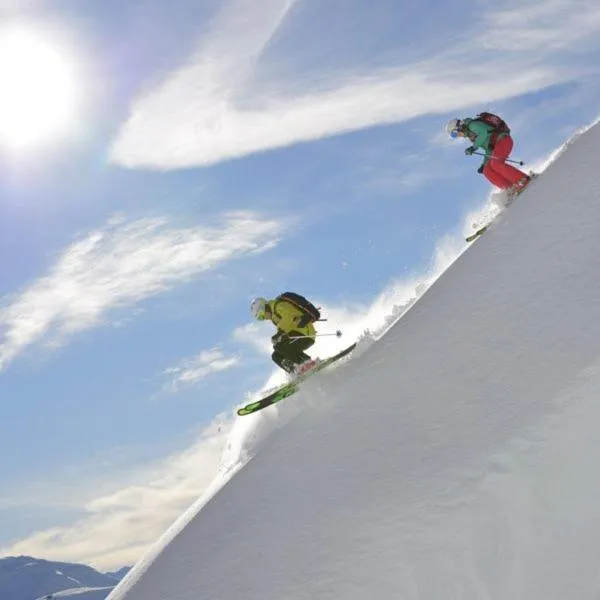 Skiing in Chalet Marmotta CULM - Luxus Chalet Ski-In Ski-Out
