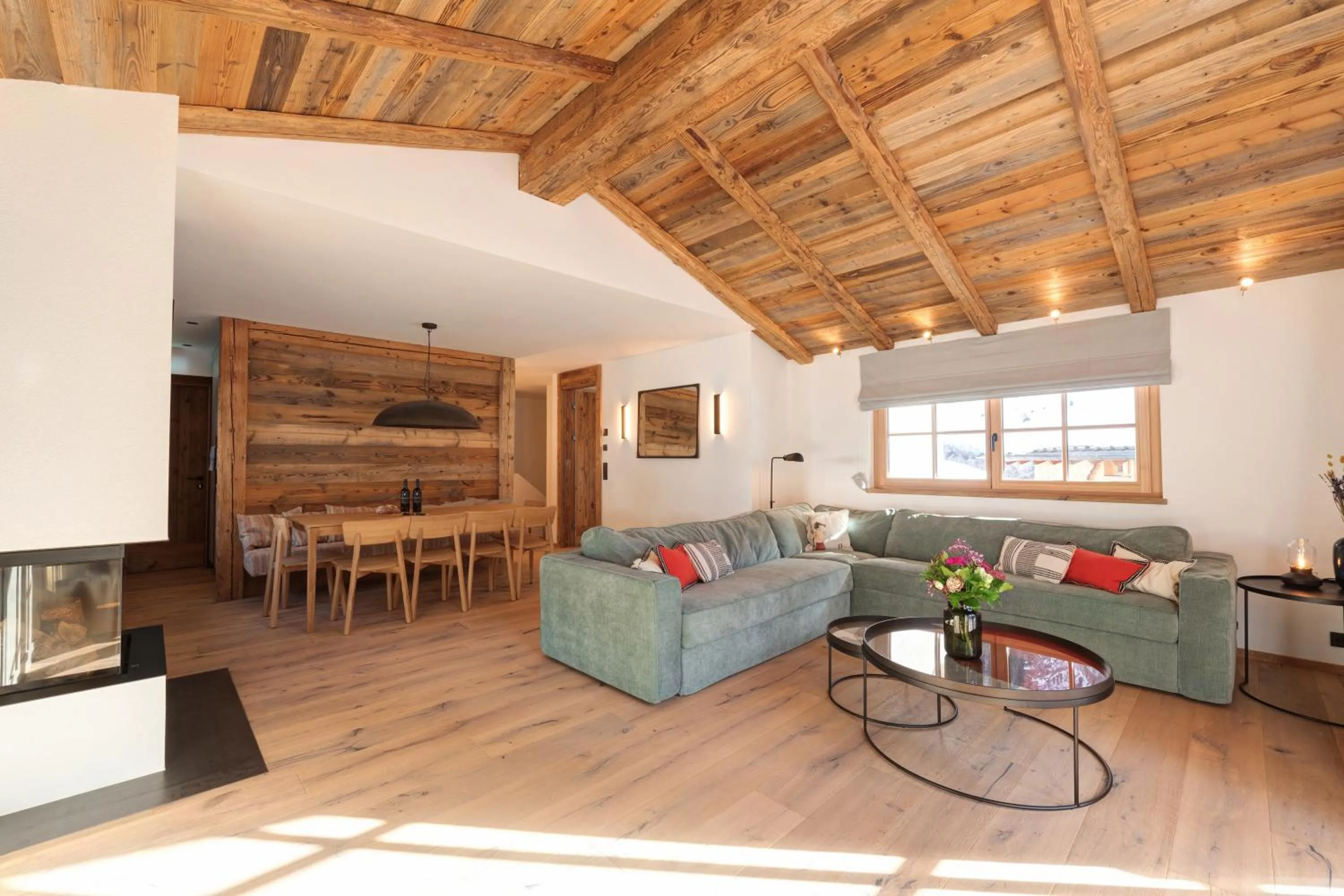 Living room in Chalet Marmotta CULM - Luxus Chalet Ski-In Ski-Out