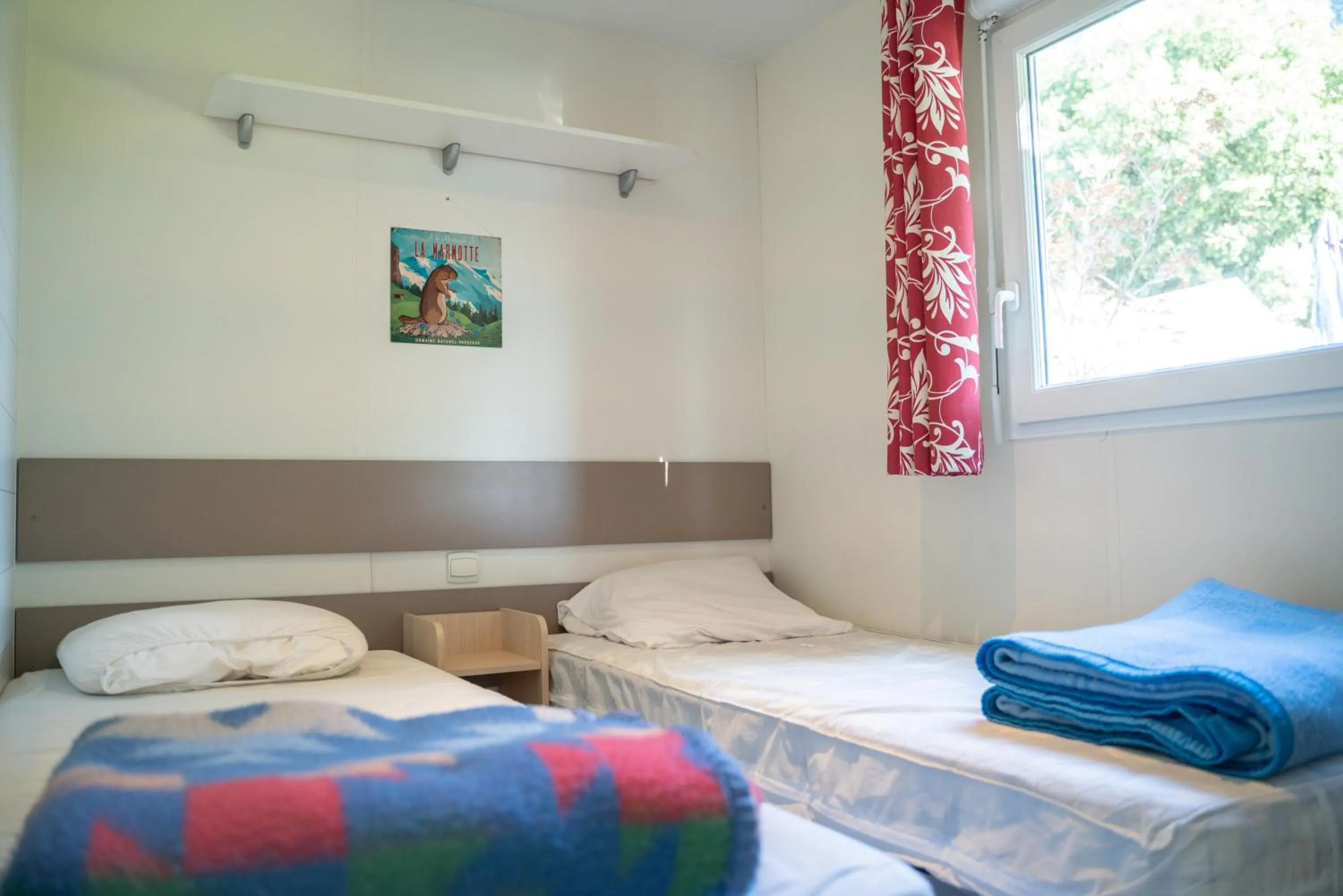 Bed in Camping écovillage Soleil du Pibeste