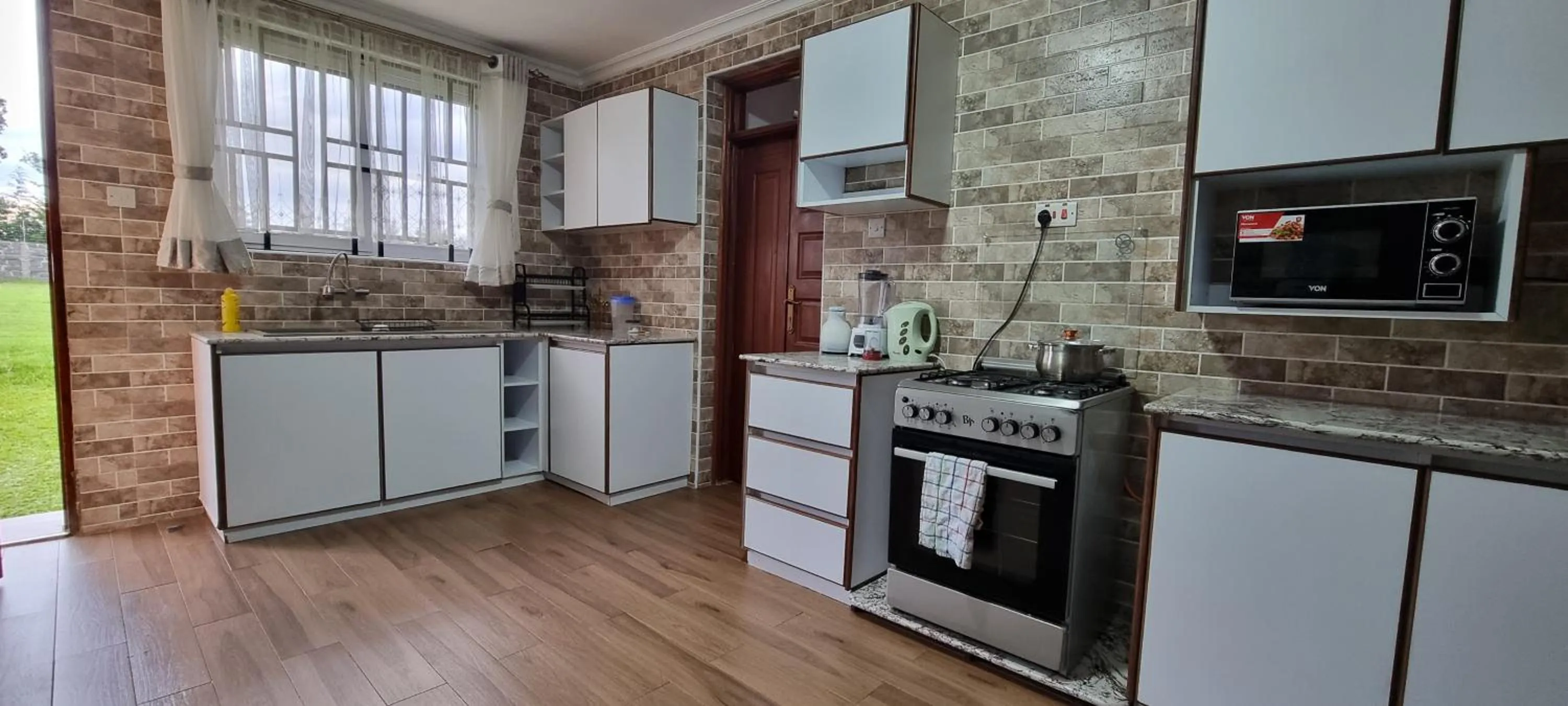 Kitchen or kitchenette in Casa Nadreya Home