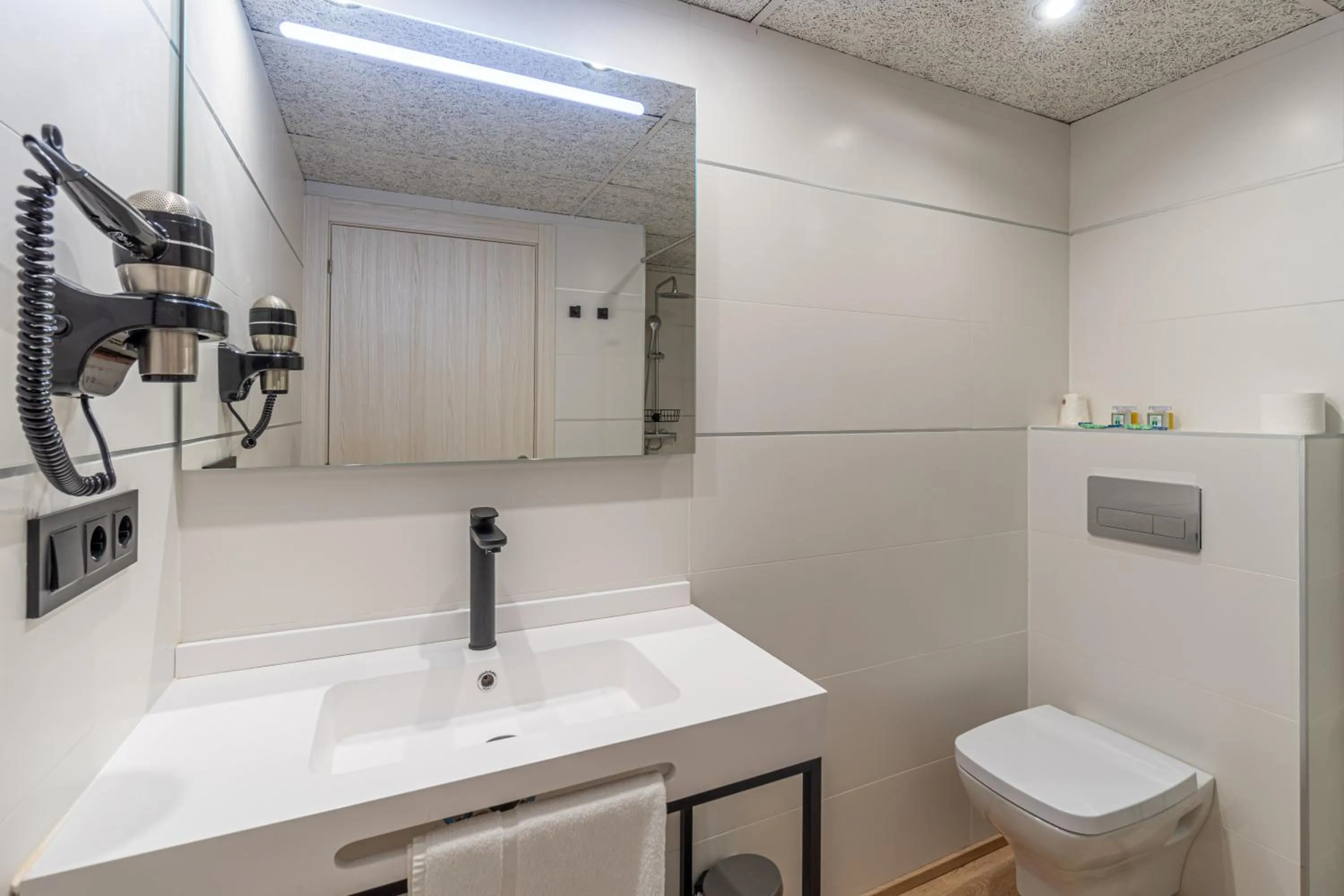 Bathroom in Hotel Costa Brava