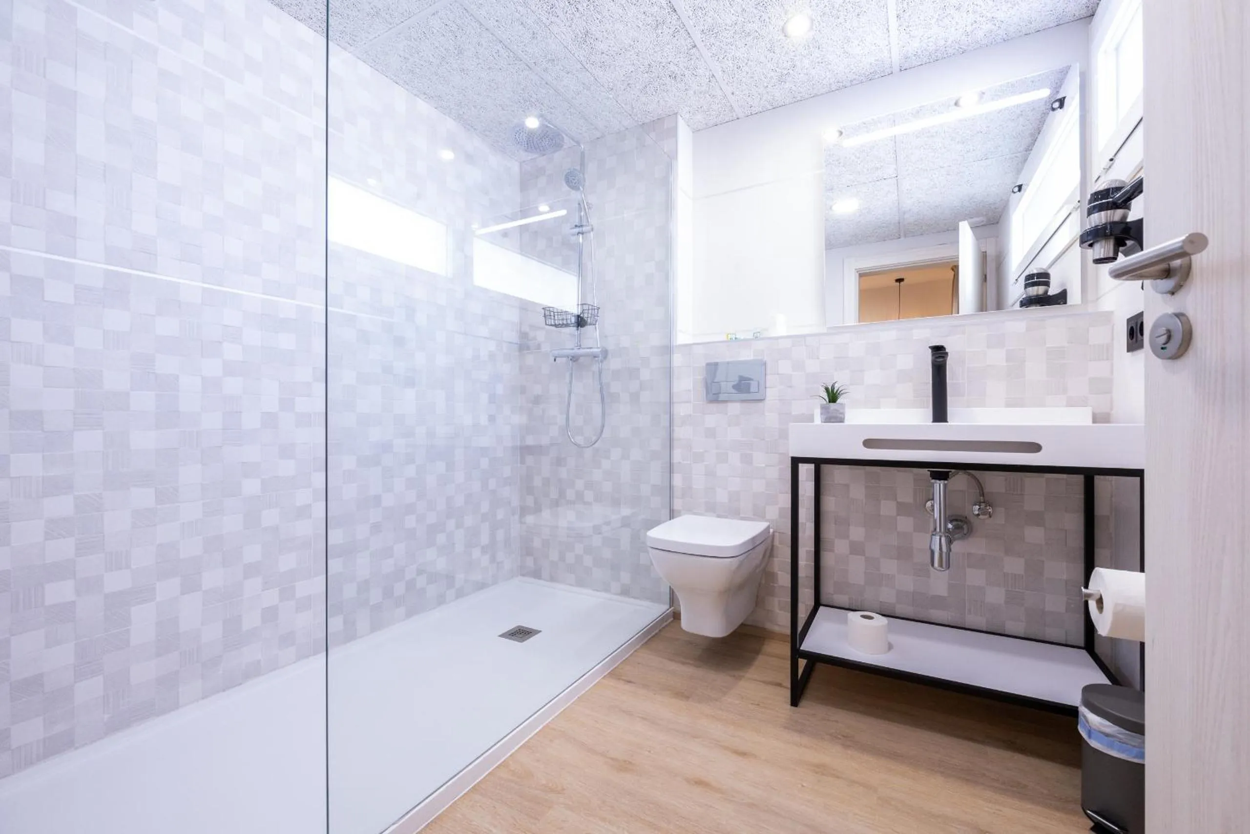 Shower in Hotel Costa Brava