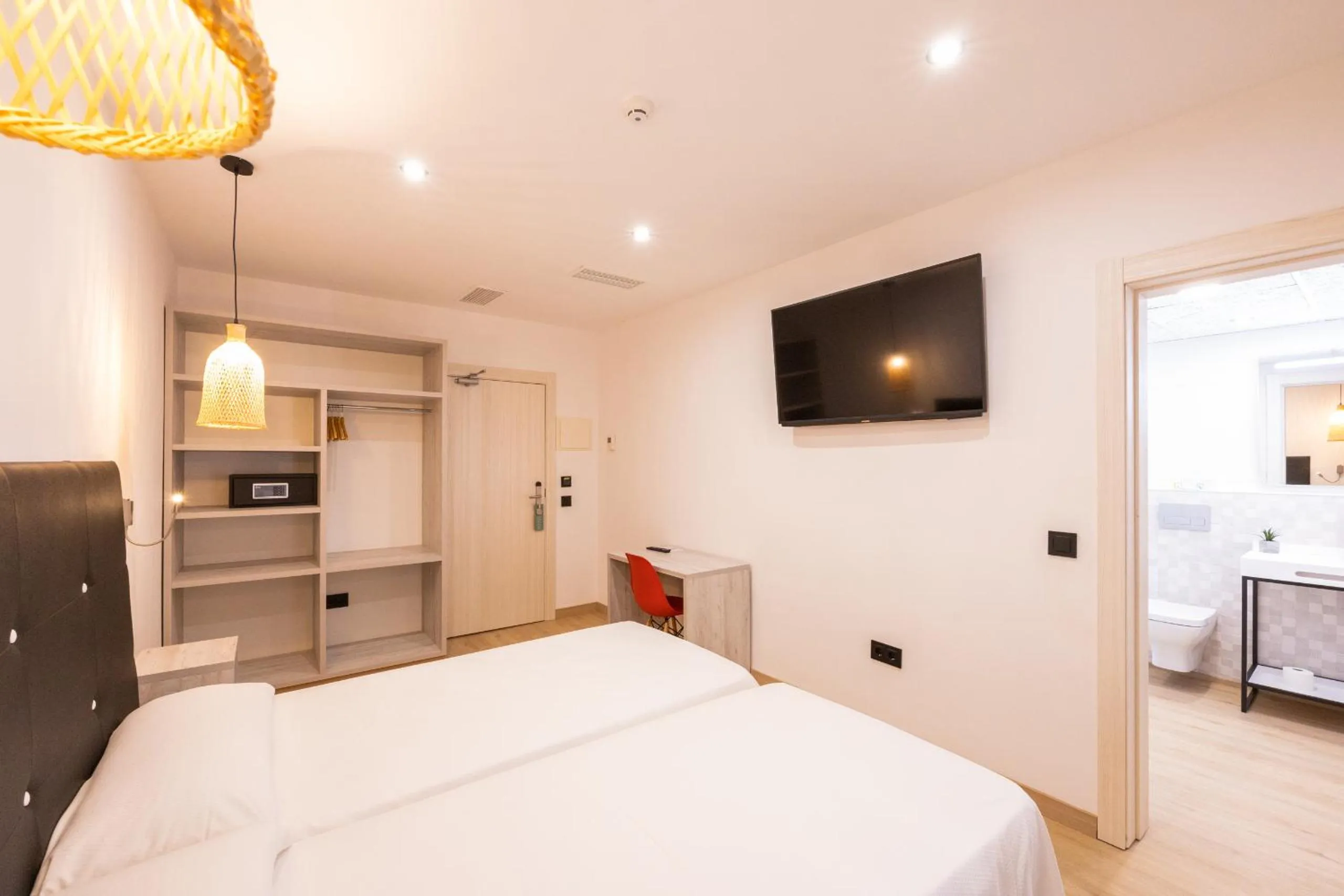 Photo of the whole room, Bed in Hotel Costa Brava