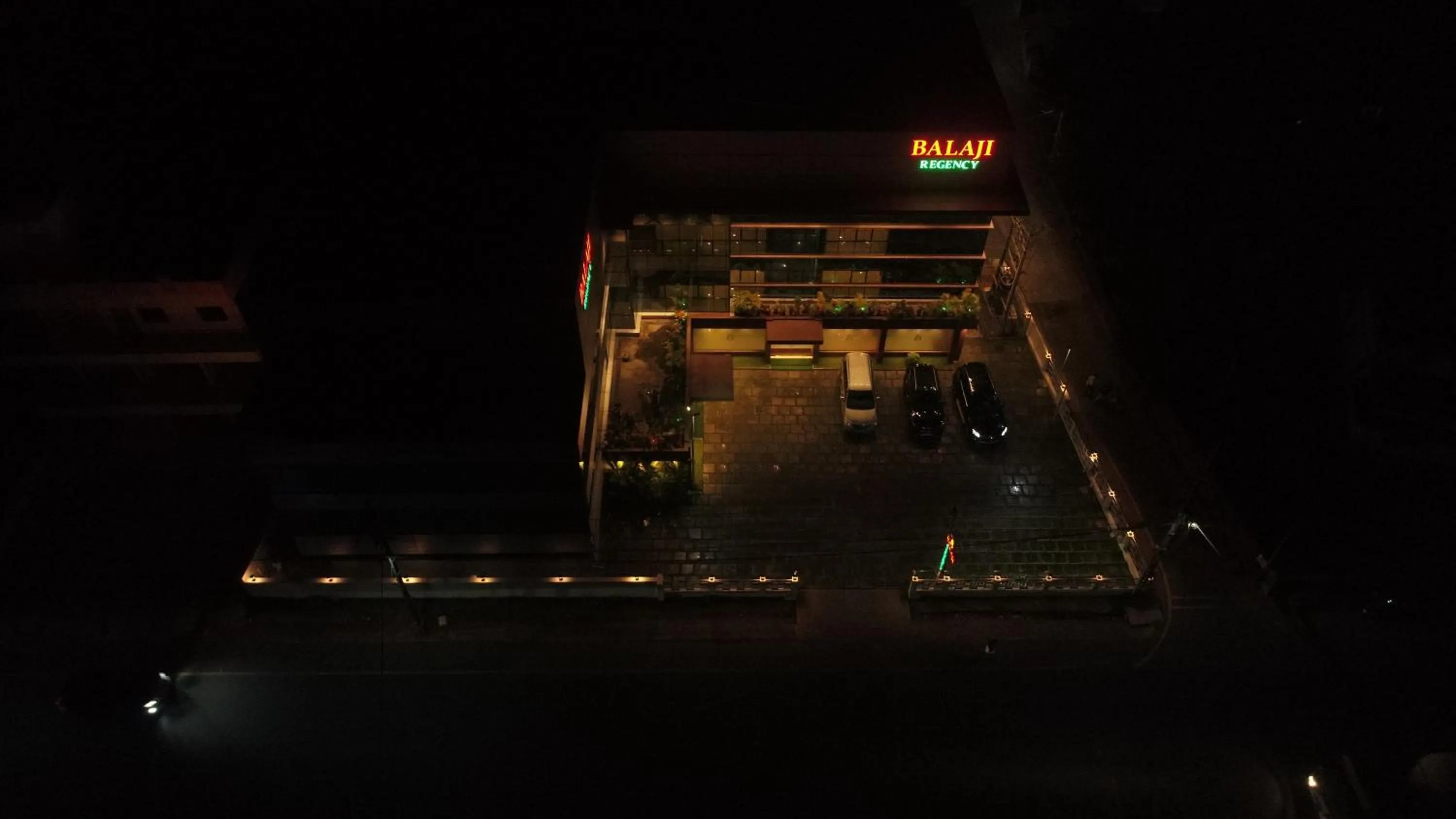 Night in Balaji Regency Kanhangad