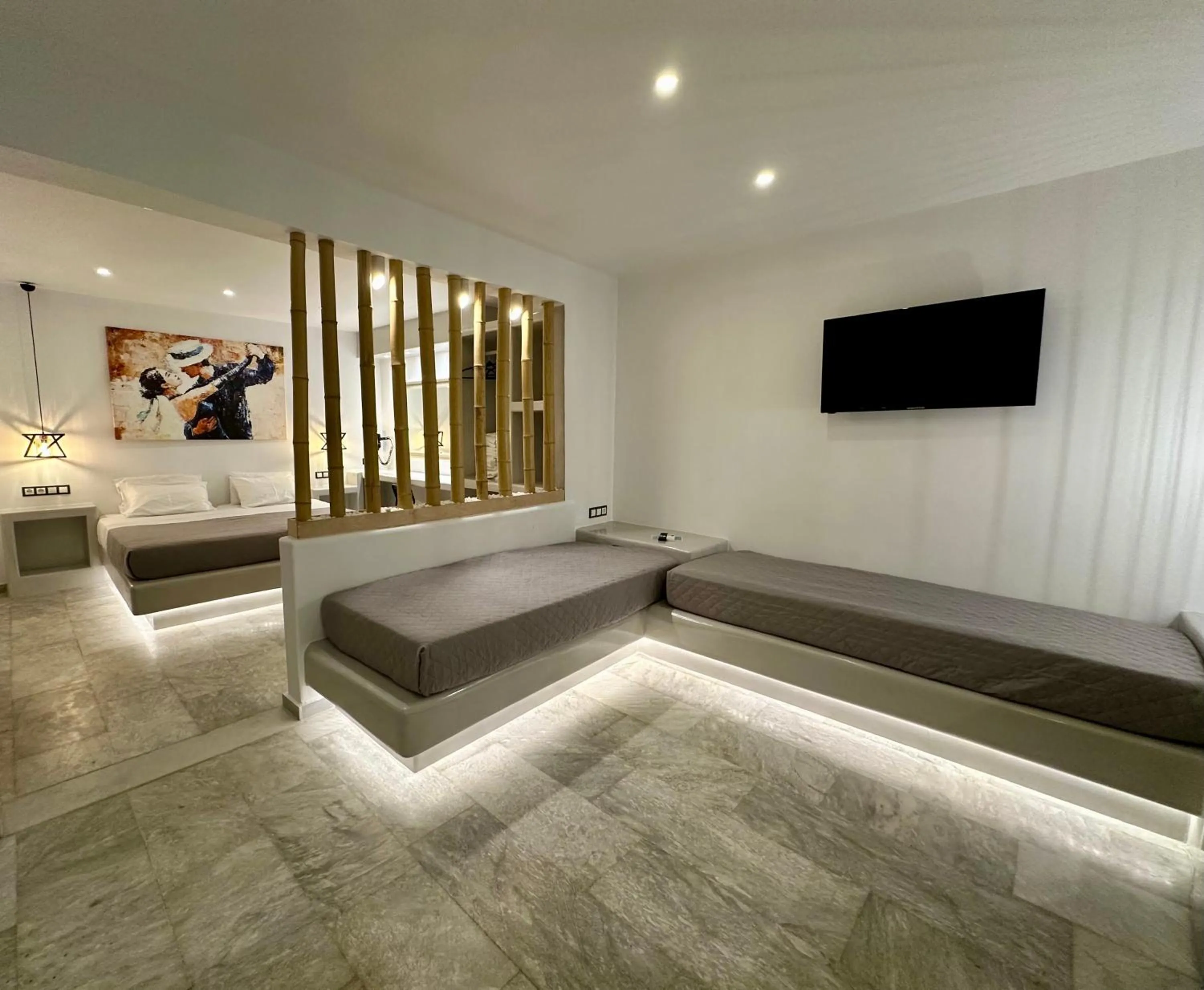 Photo of the whole room, Bed in Aphrodite Hotel & Apartments